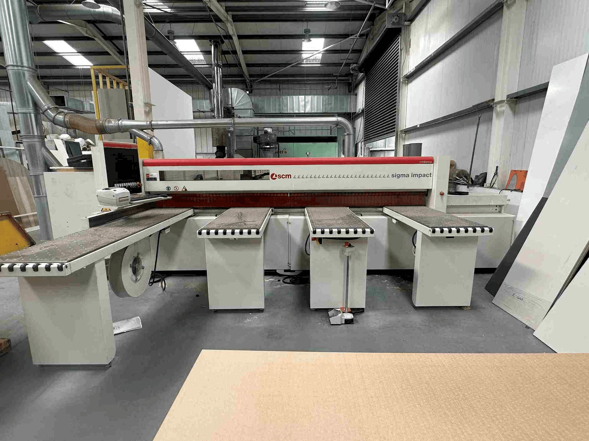 Vista Frontal da SCM Sigma Impact 90 máquina