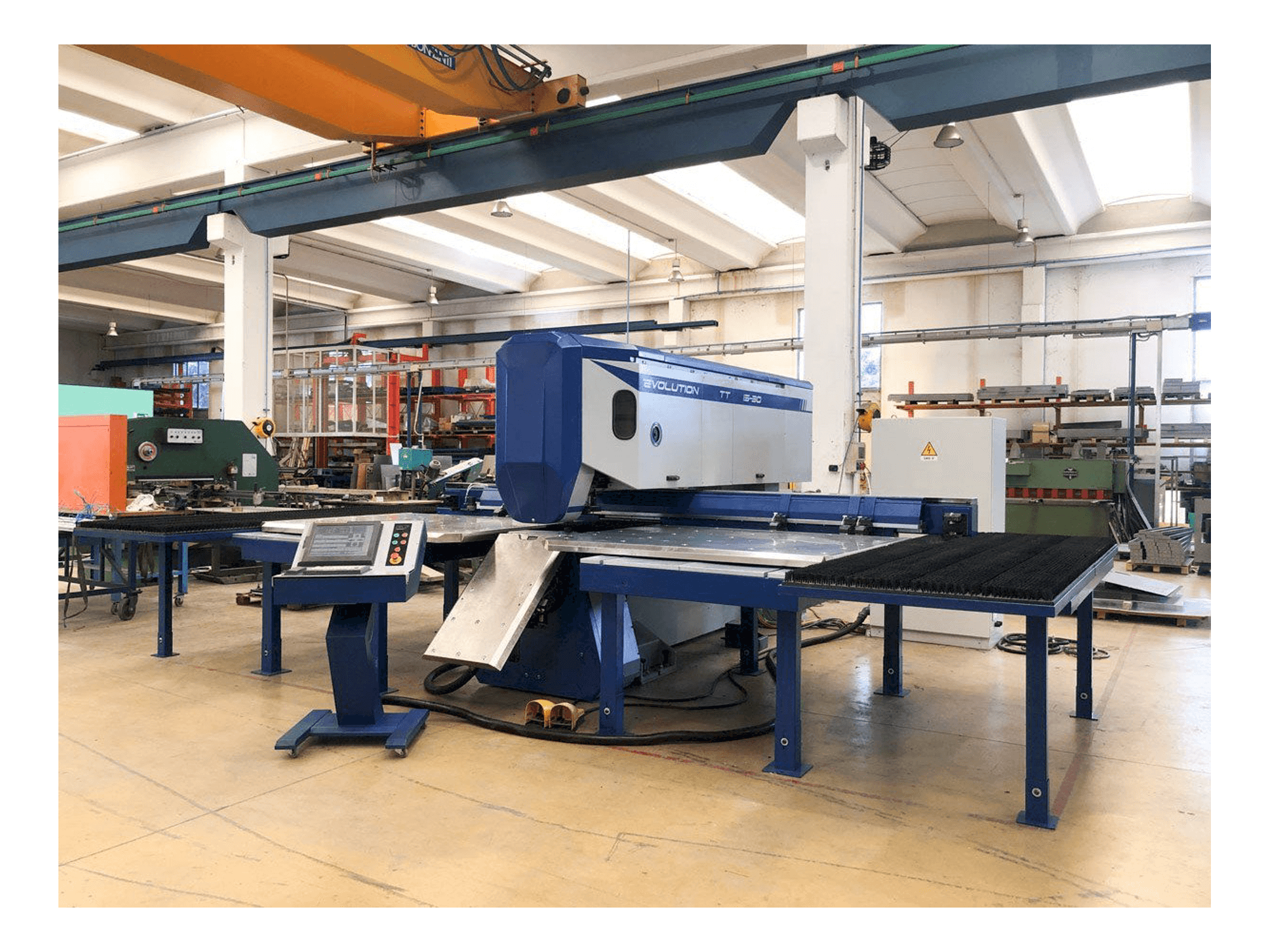 Vista Frontal da TECHNOLOGY EVOLUTION TT máquina