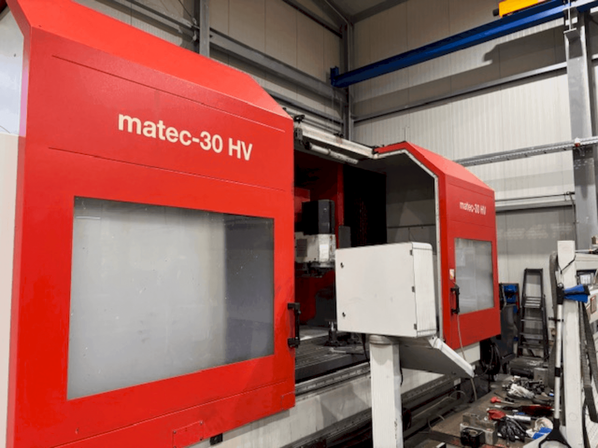 Vista Frontal da Matec 30-HV máquina