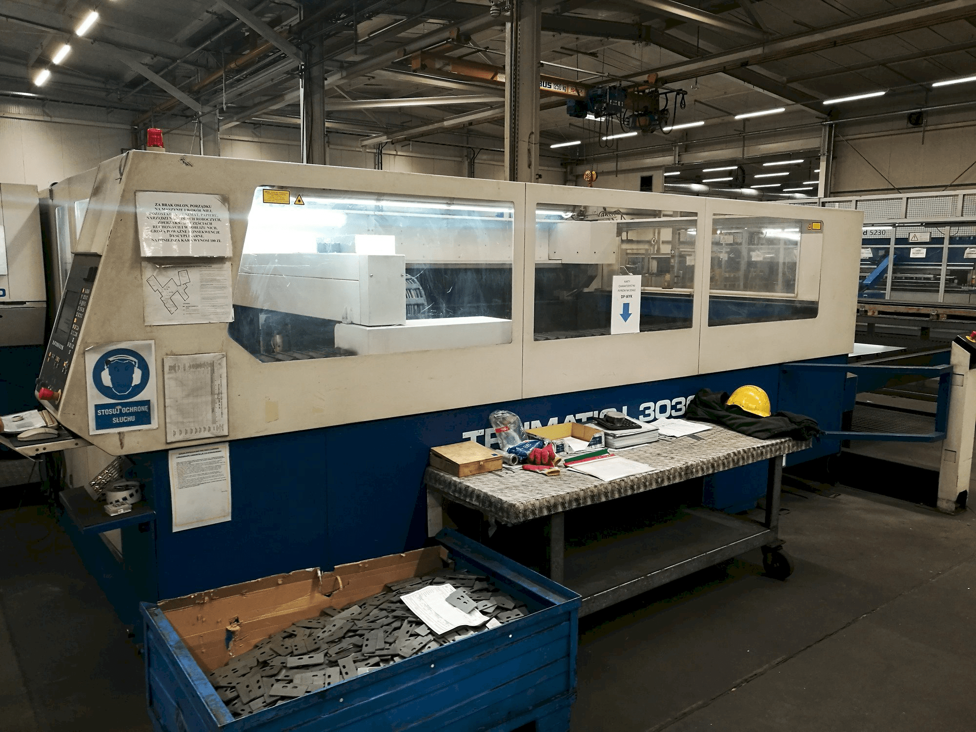 Vista Frontal da Trumpf Trumatic L3030 máquina