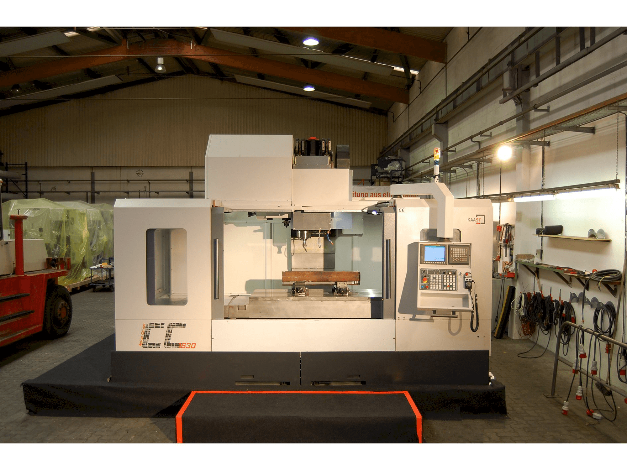 Vista Frontal da Kaast CC1630 máquina