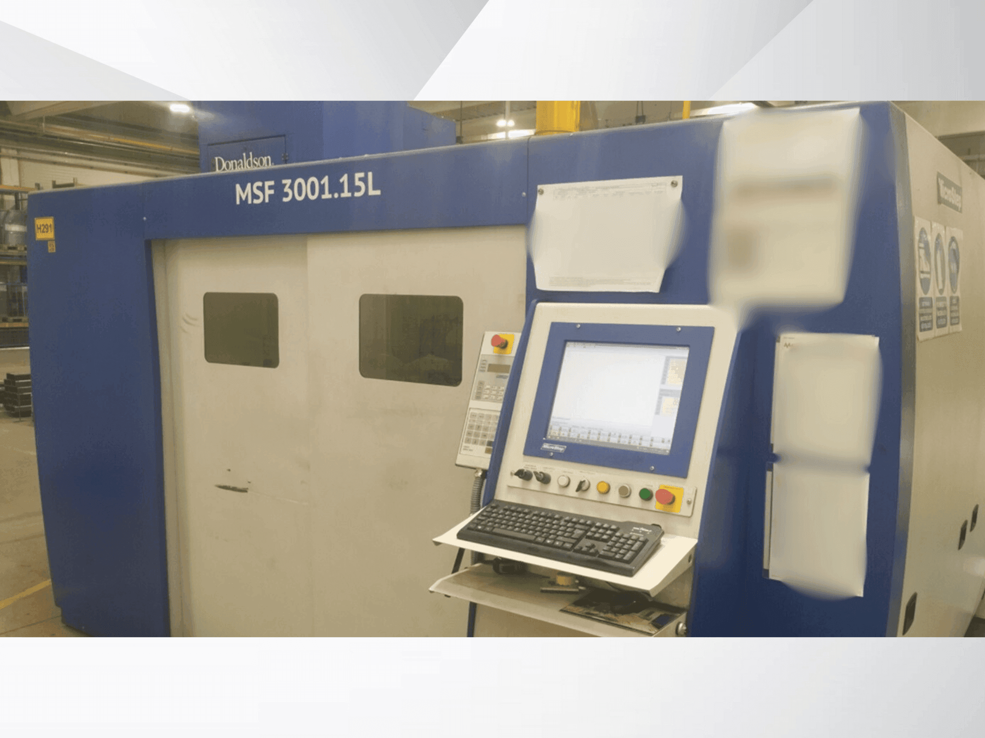 Vista Frontal da MicroStep Fiber MSF 3001.15L máquina