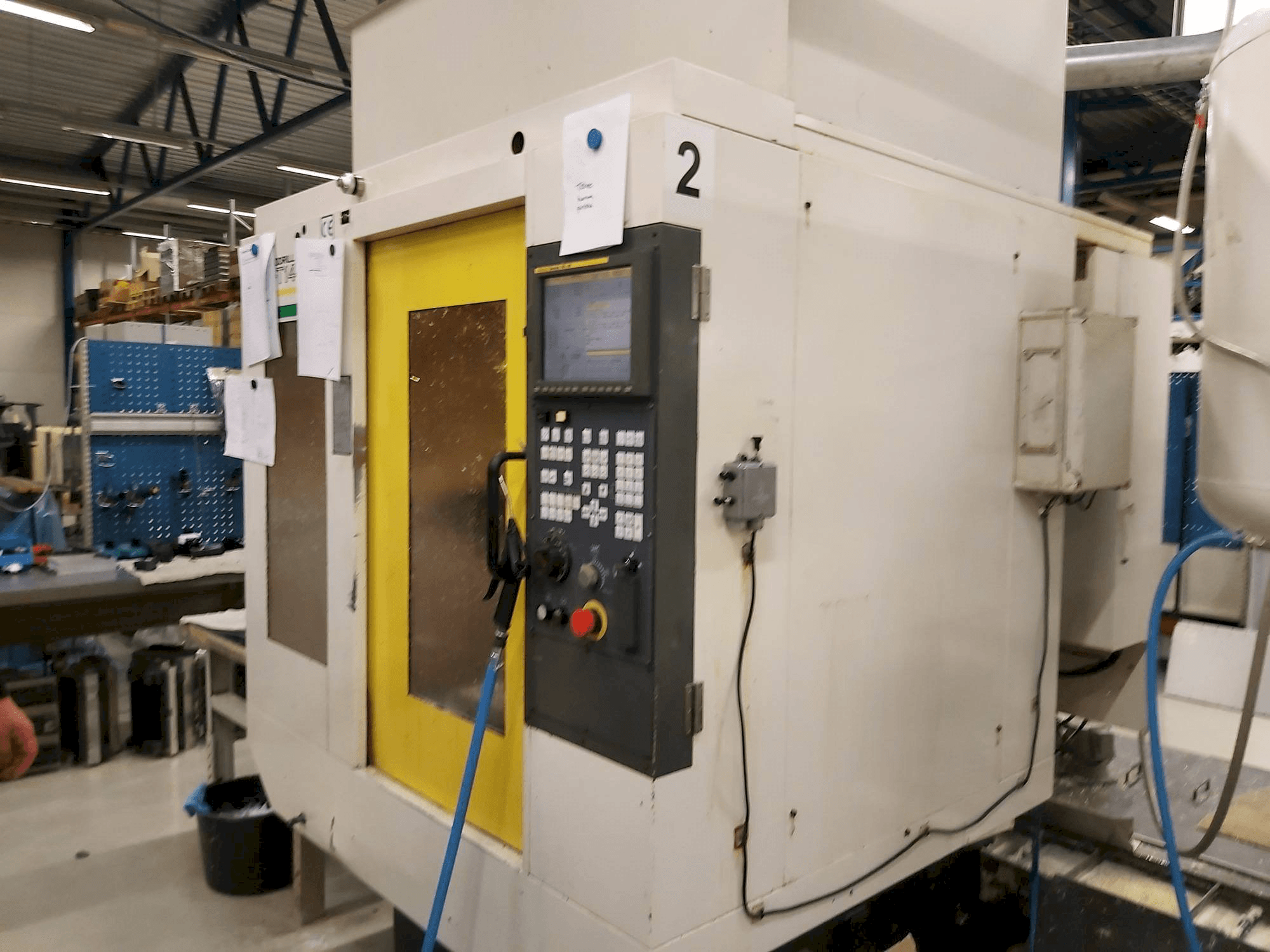 Vista Frontal da FANUC Robodrill alfa-T14iB máquina