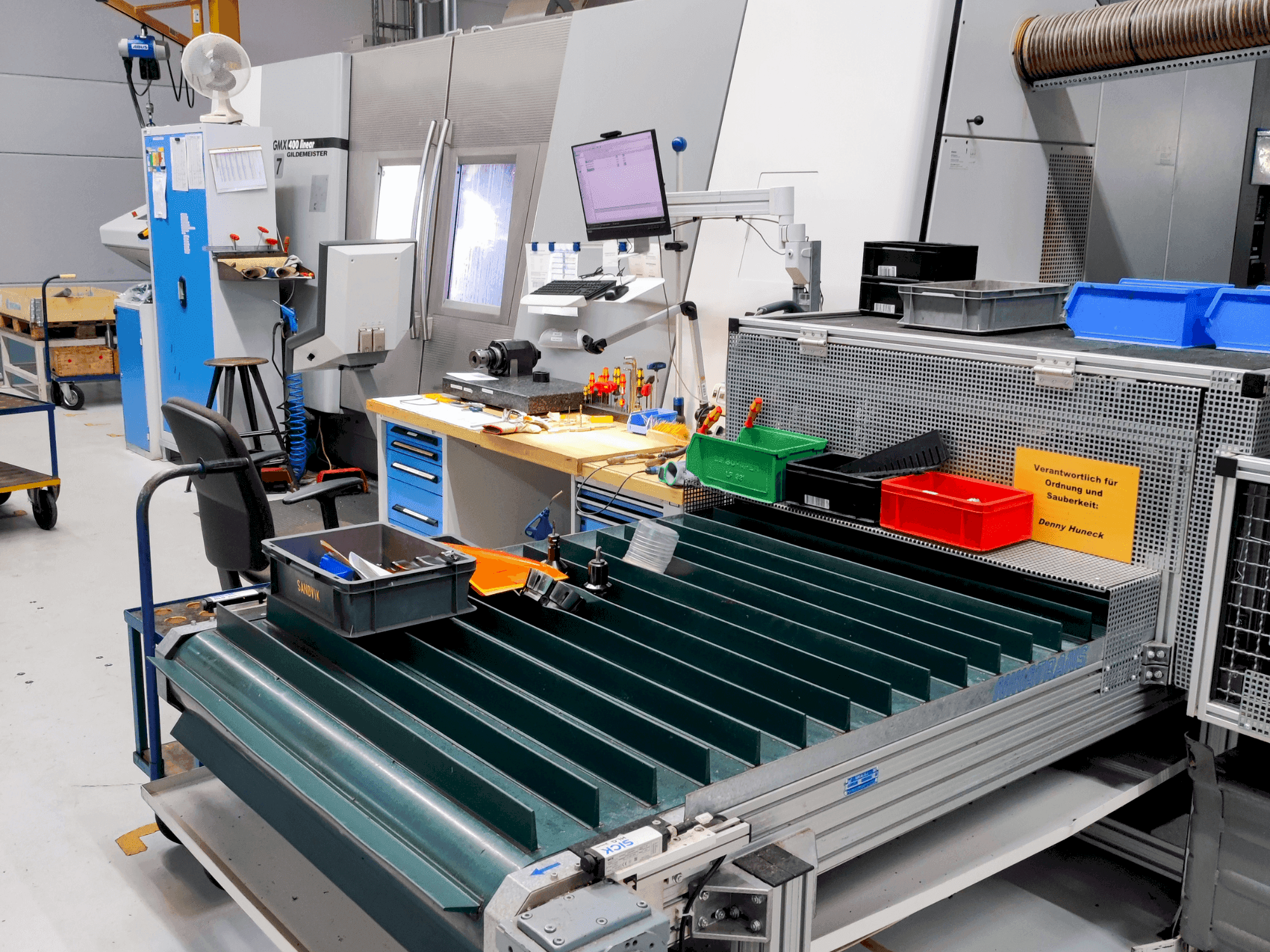 Vista Frontal da DMG GMX 400l Stange máquina