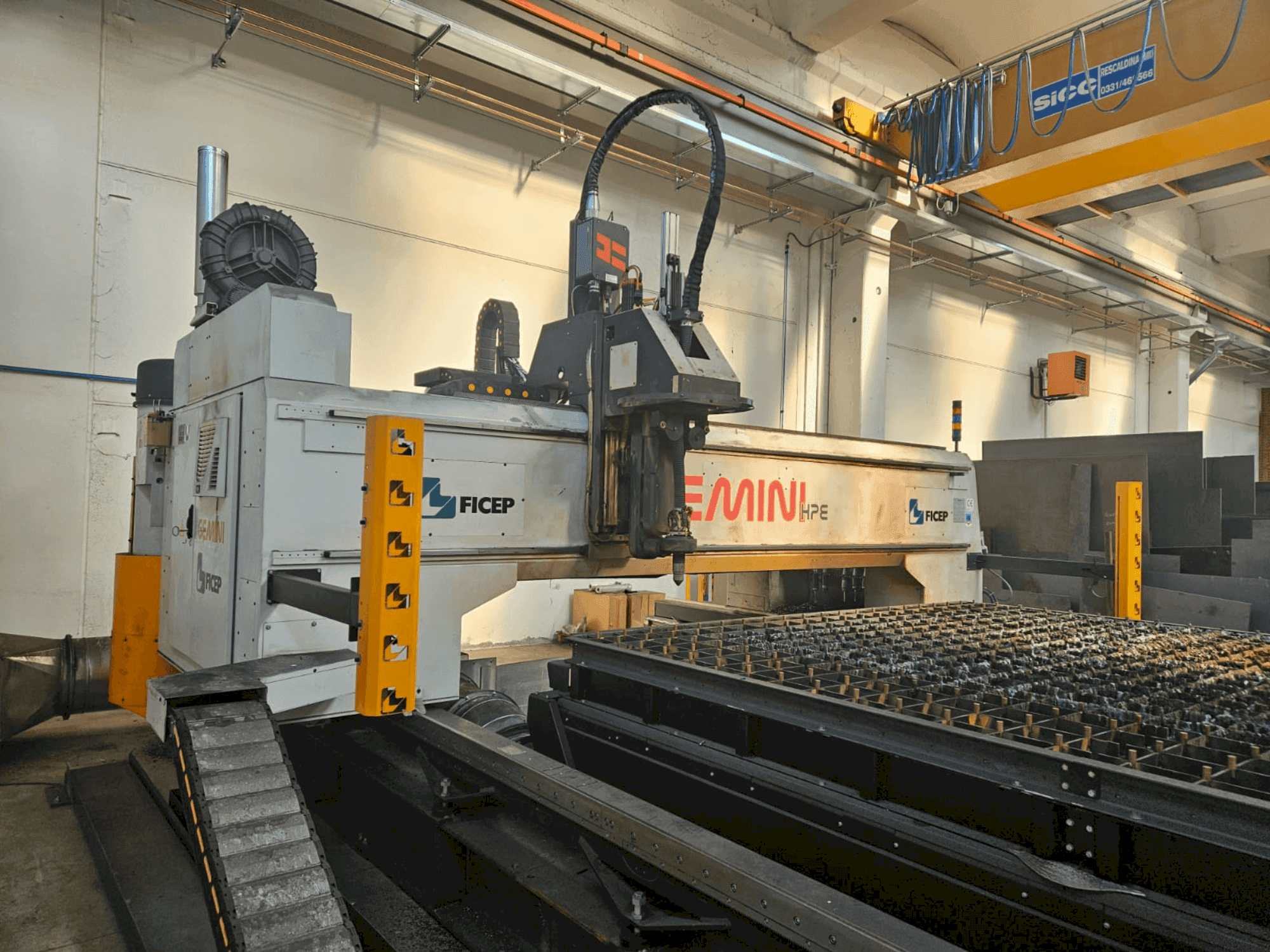 Vista Frontal da FICEP GEMINI G32 HPE máquina