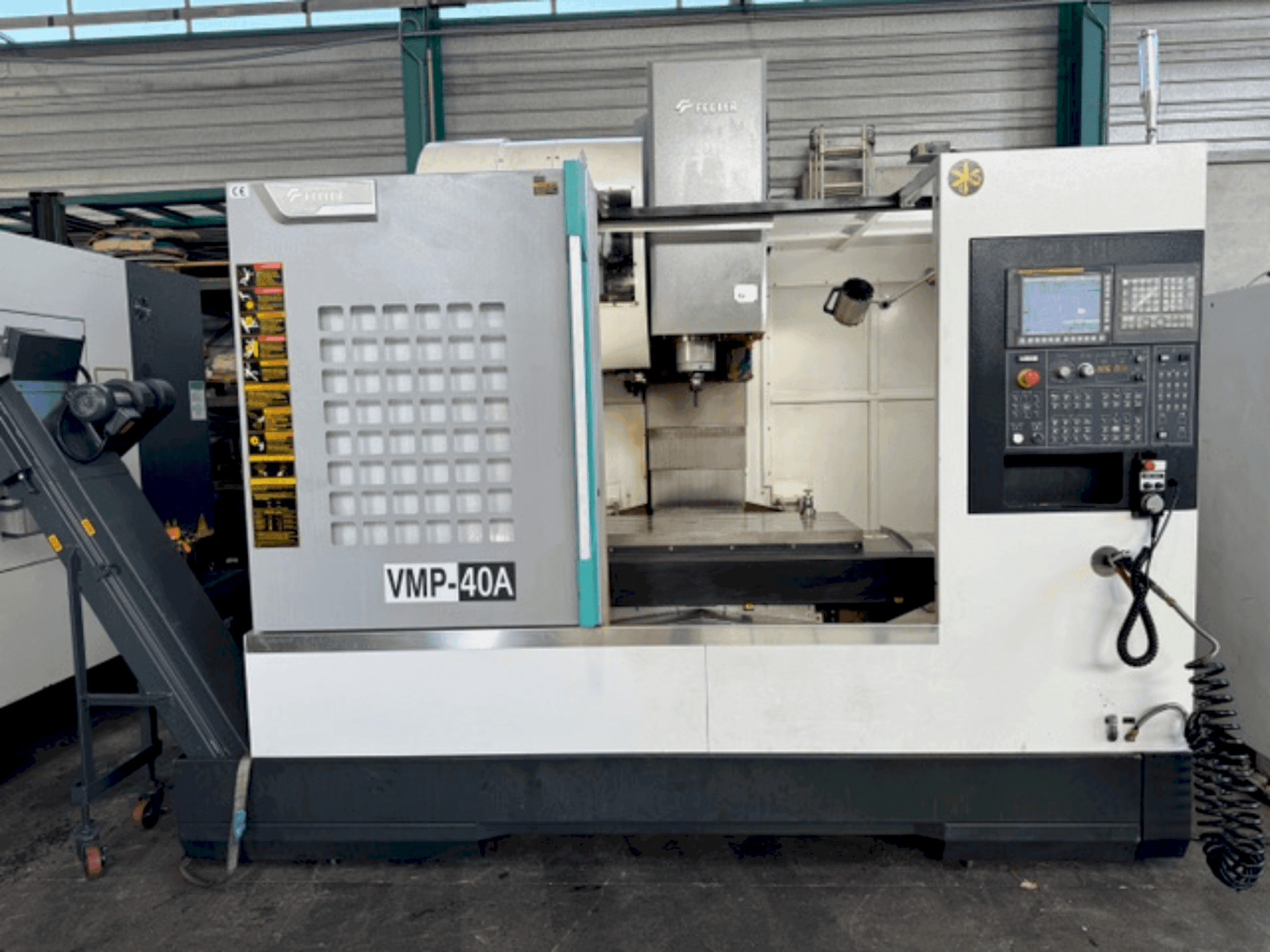Vista Frontal da Feeler VMP40A máquina