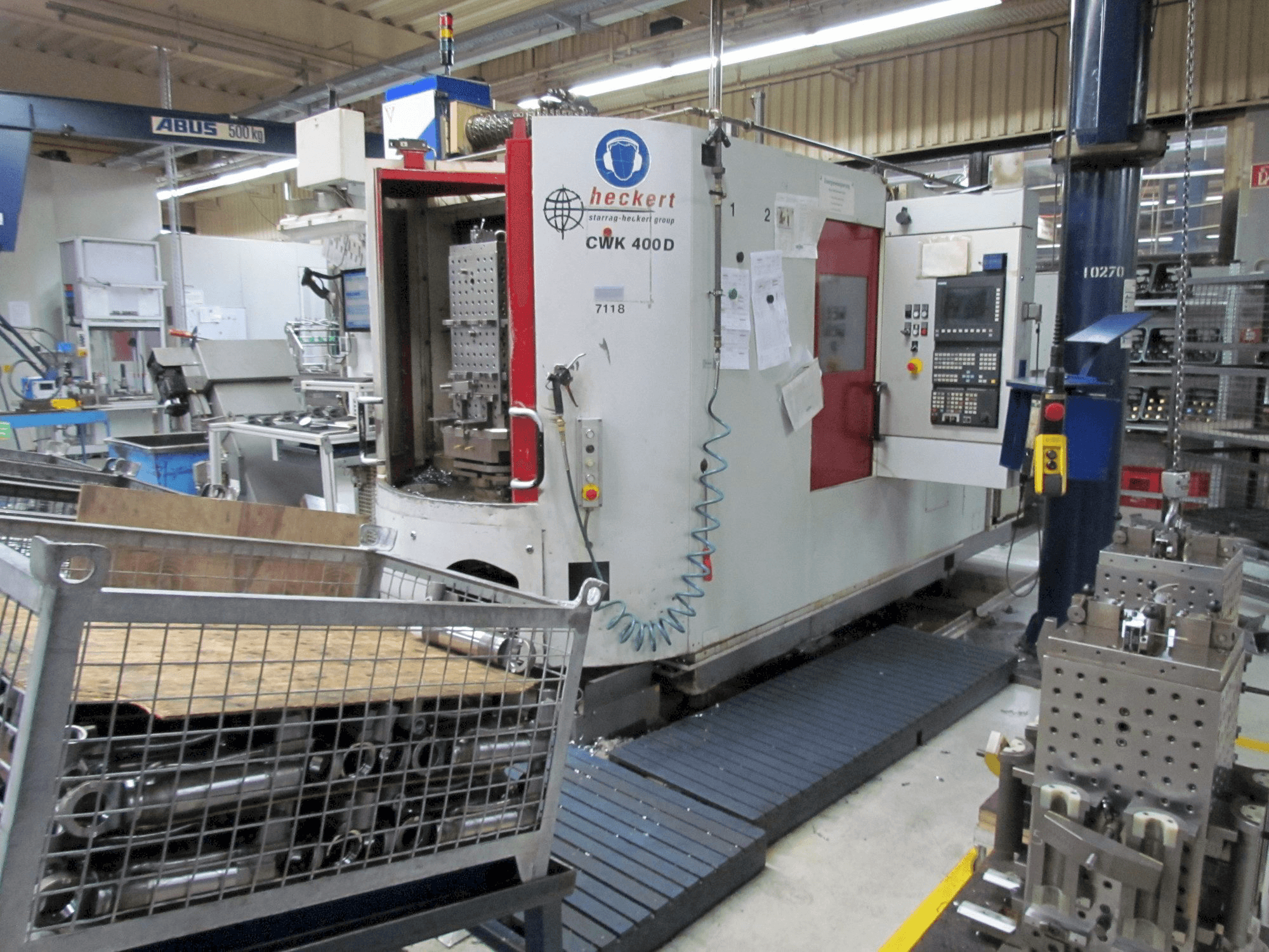 Vista Frontal da Heckert CWK 400 D máquina