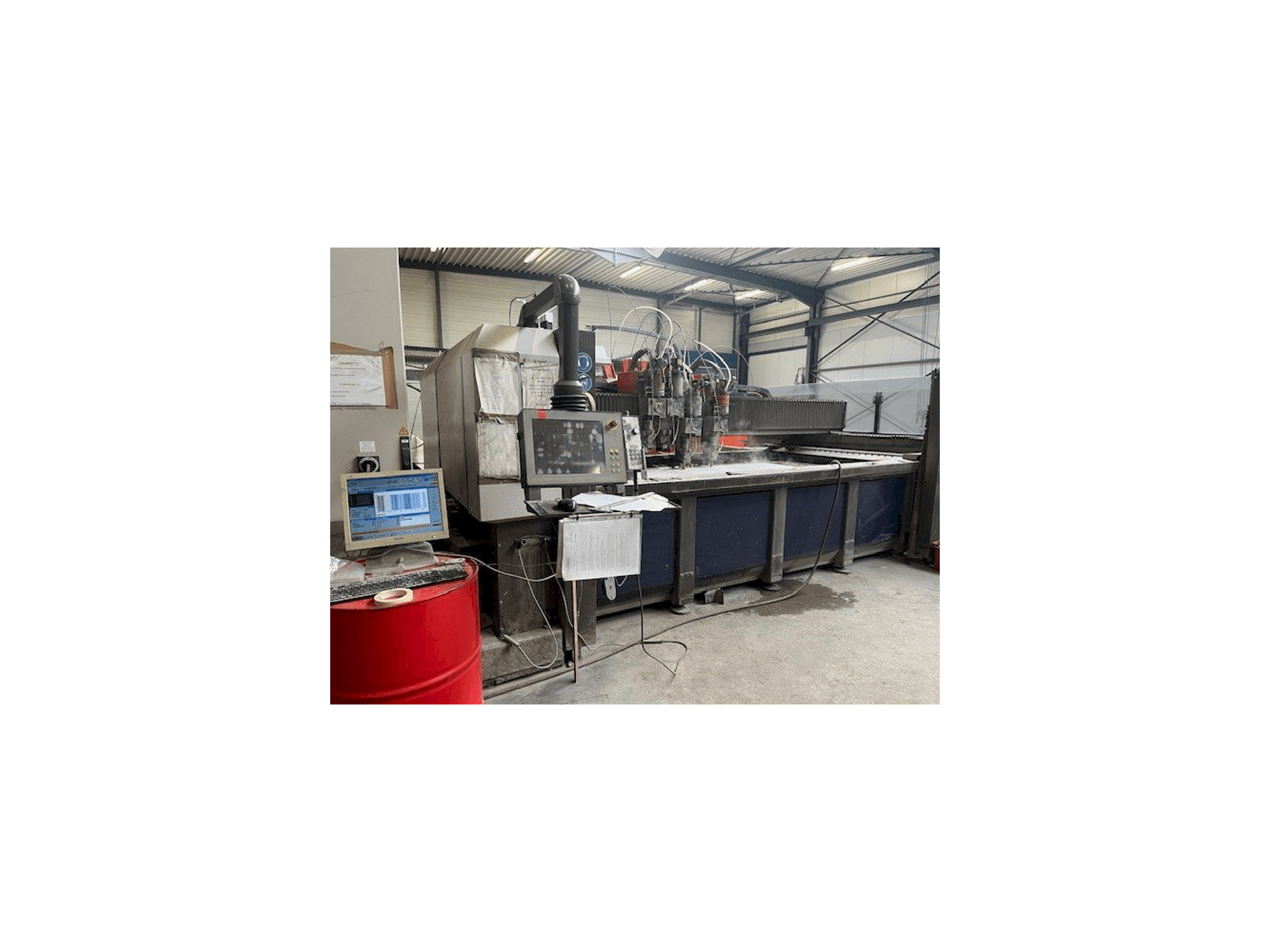 Vista Frontal da Bystronic ByJet Pro 3015 máquina