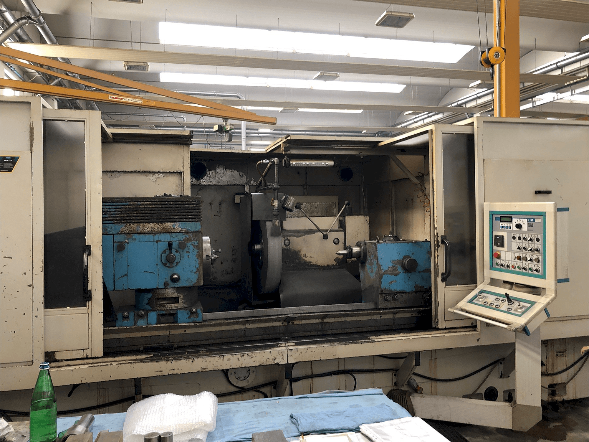 Vista Frontal da Cetos BUC 63 x 2000 máquina