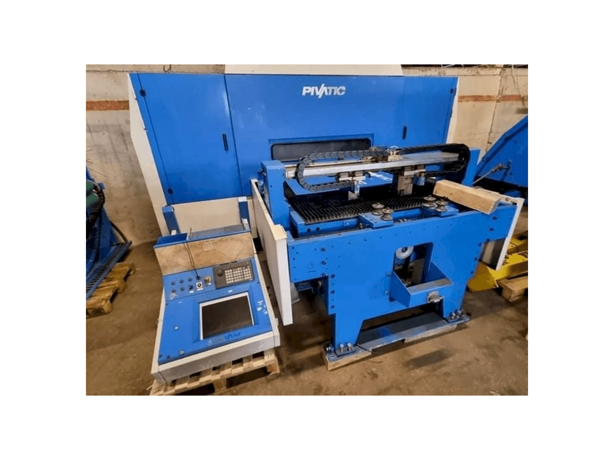 Vista Frontal da Pivatic PCC125 máquina