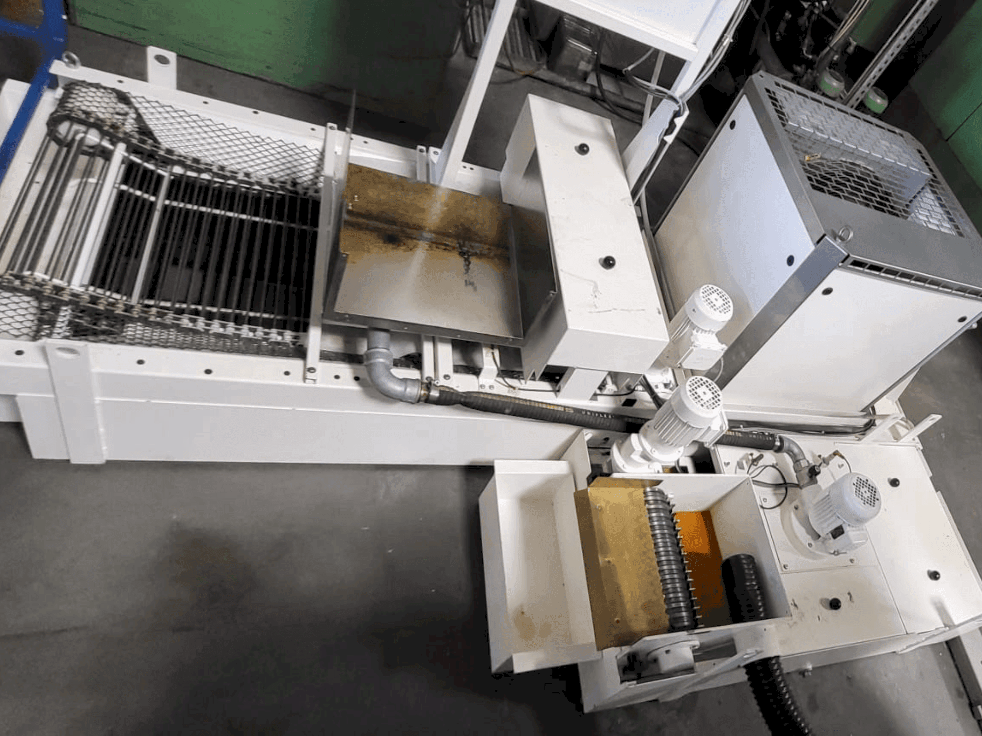 Vista Frontal da VOUMARD VM 110 CNC T máquina