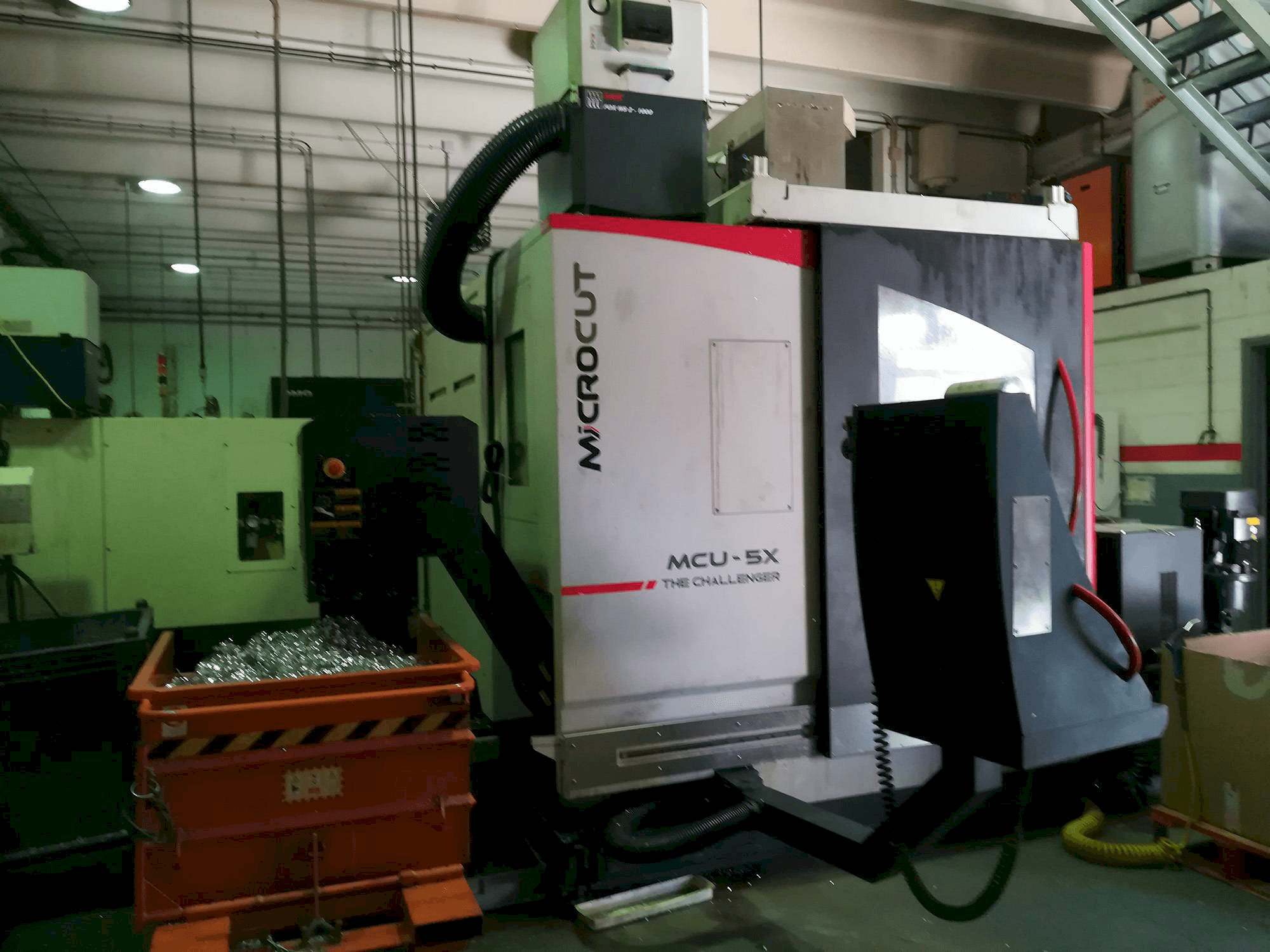 Vista Frontal da MICROCUT MCU-5X máquina