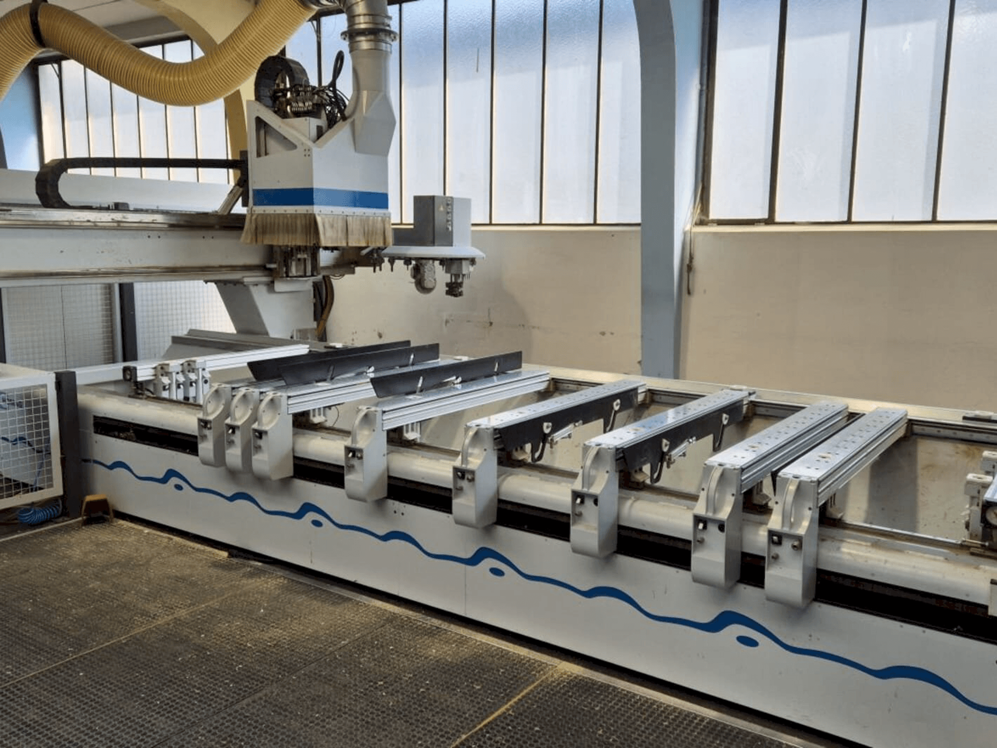 Vista Frontal da HOMAG Optimat BAZ 211 máquina