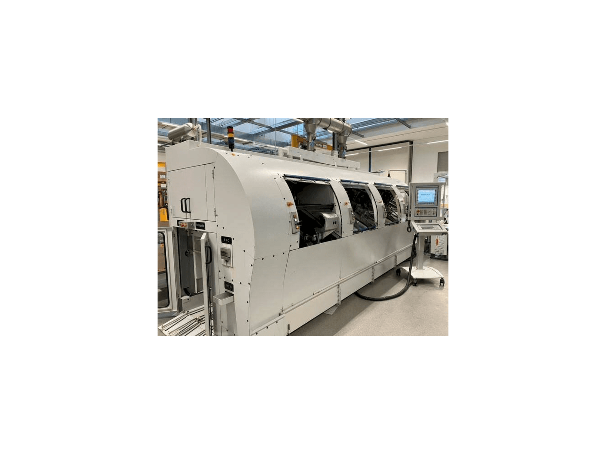 Vista Frontal da MIKRON Multistep XS máquina