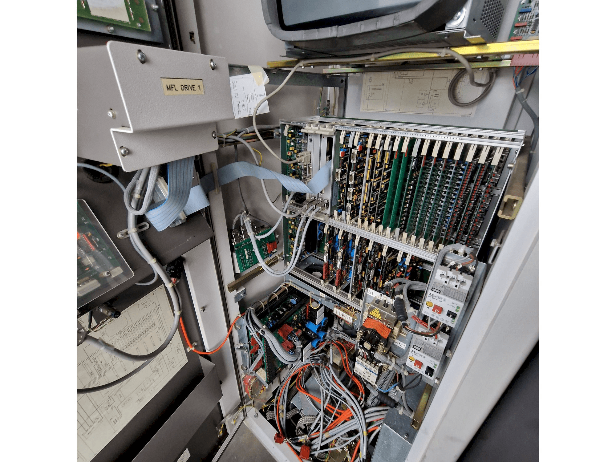 Vista Traseira da AGIE AGIECUT 150 HSS máquina