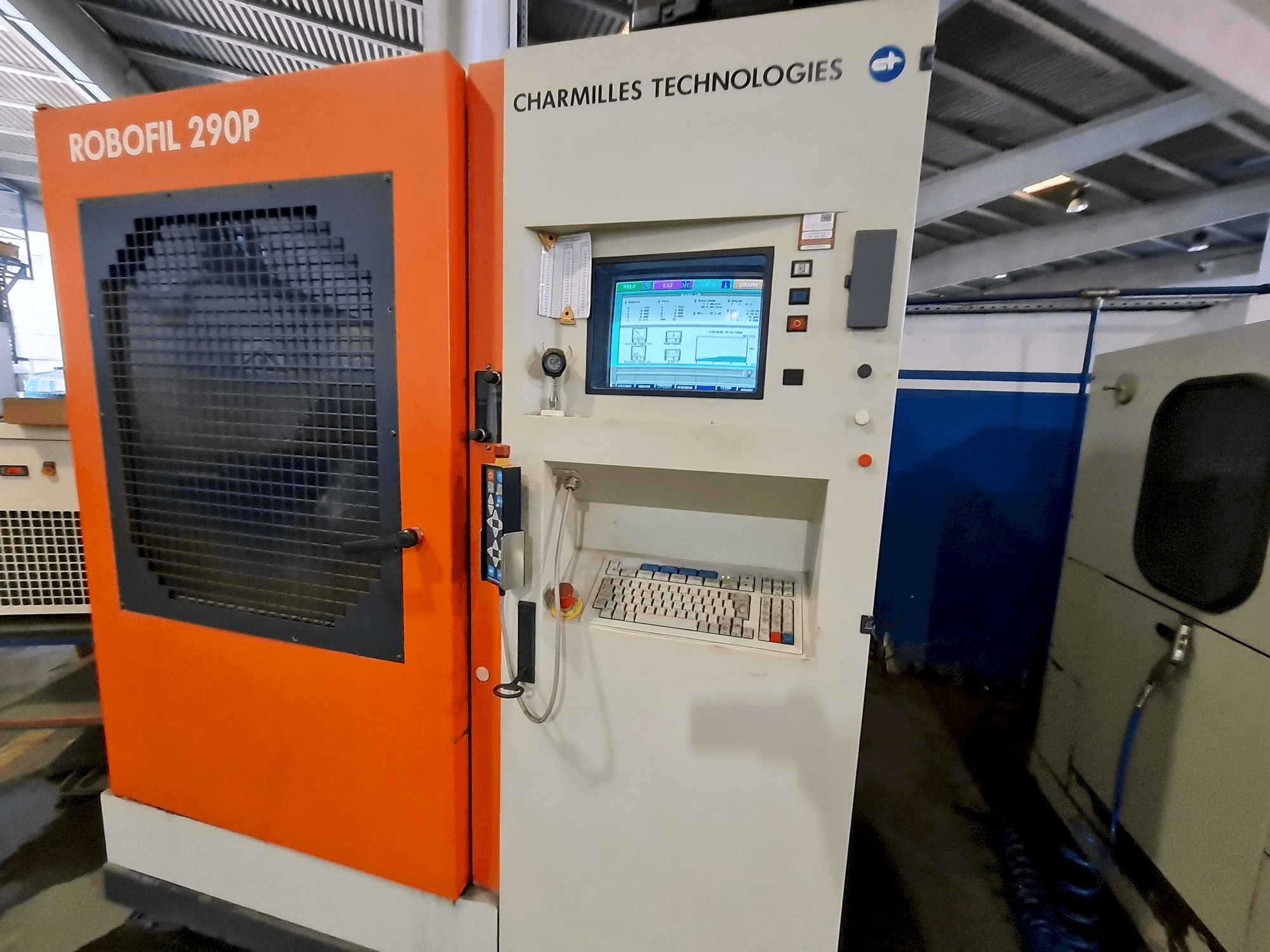 Vista Frontal da CHARMILLES 290P máquina