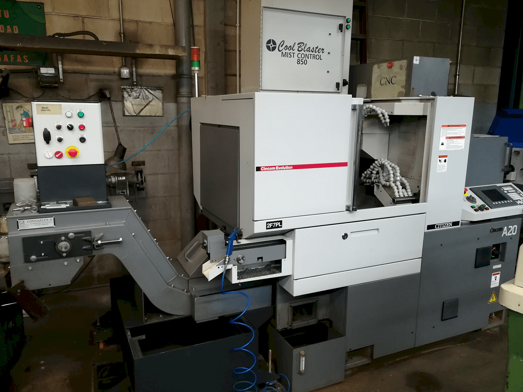 Vista Frontal da CITIZEN Cincom A20 máquina