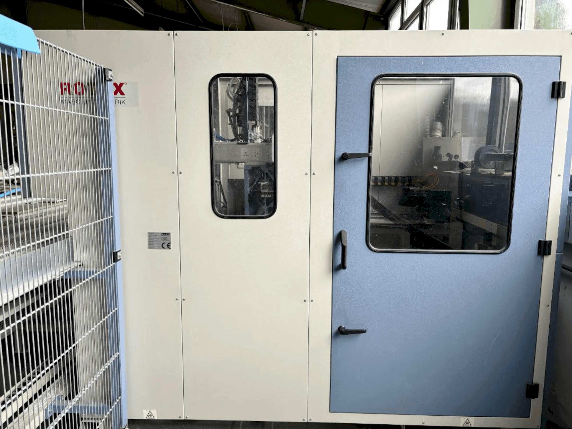 Vista Frontal da Rotox EPA 572 máquina