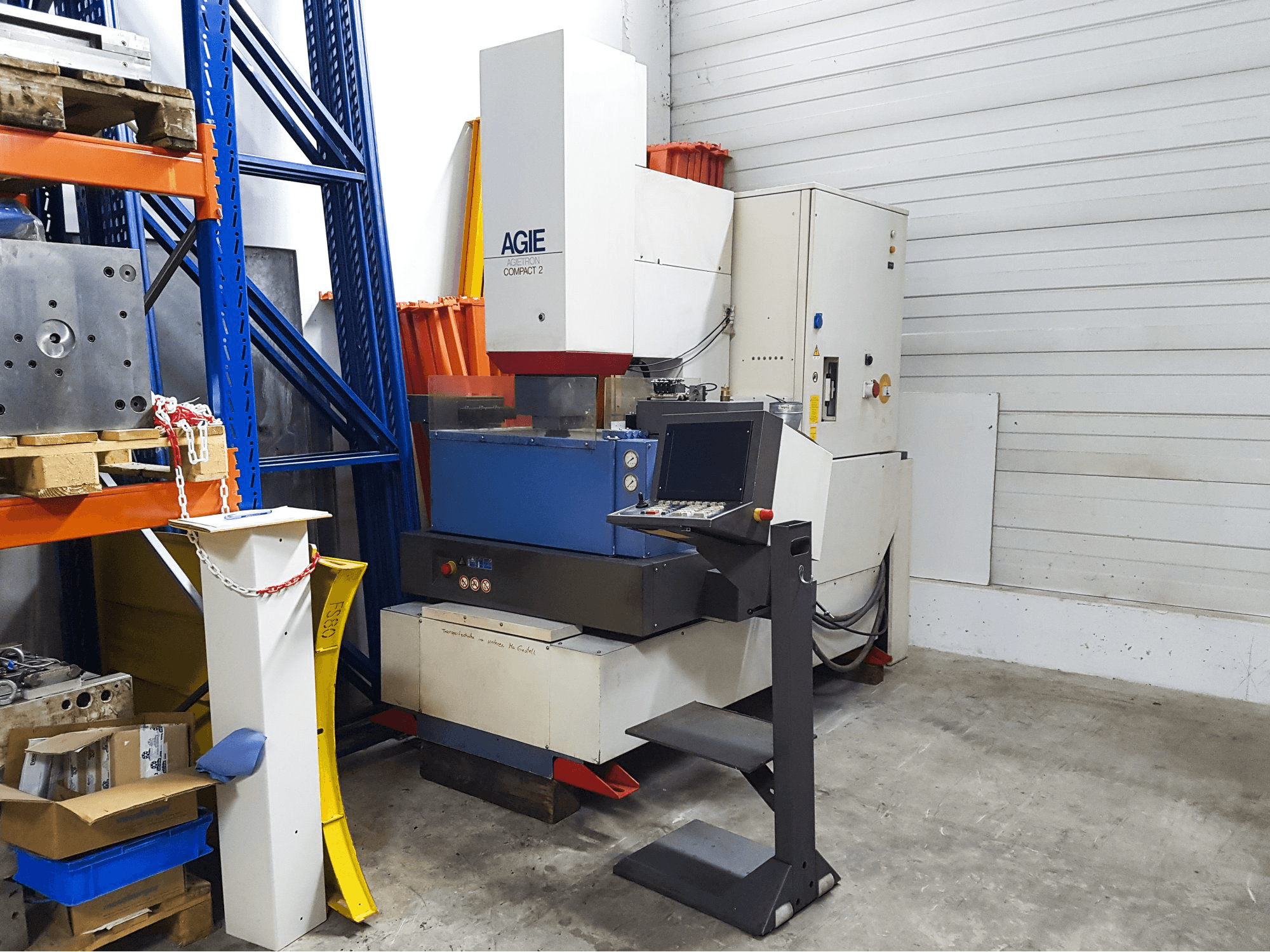 Vista Direita da AGIE AGIETRON Compact 2 máquina