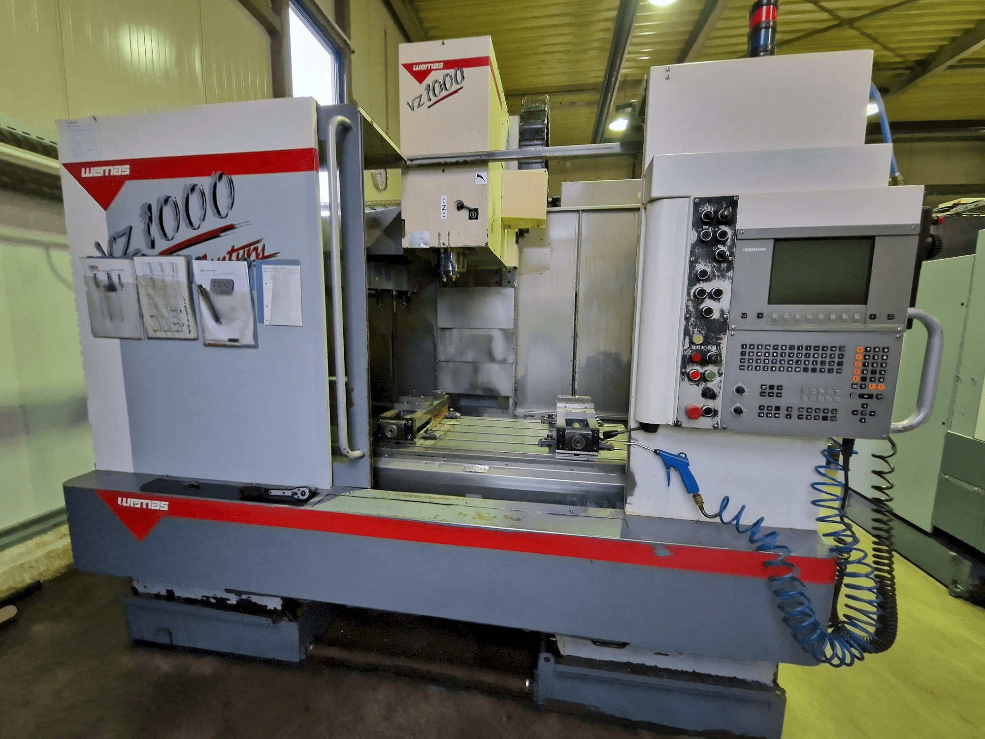 Vista Frontal da WEMAS VZ 1000 máquina