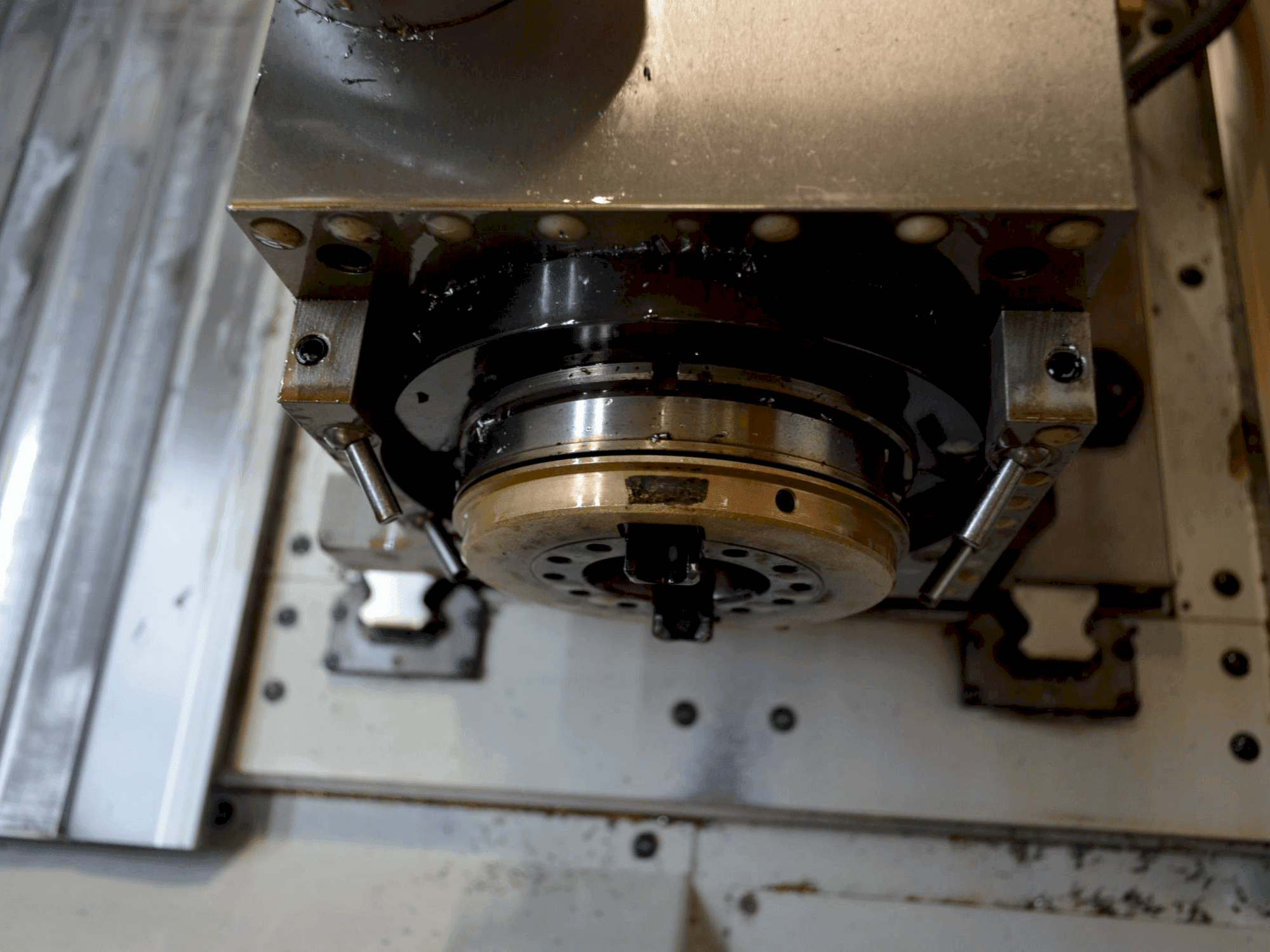 Espaço de trabalho da KUNZMANN WF650 máquina