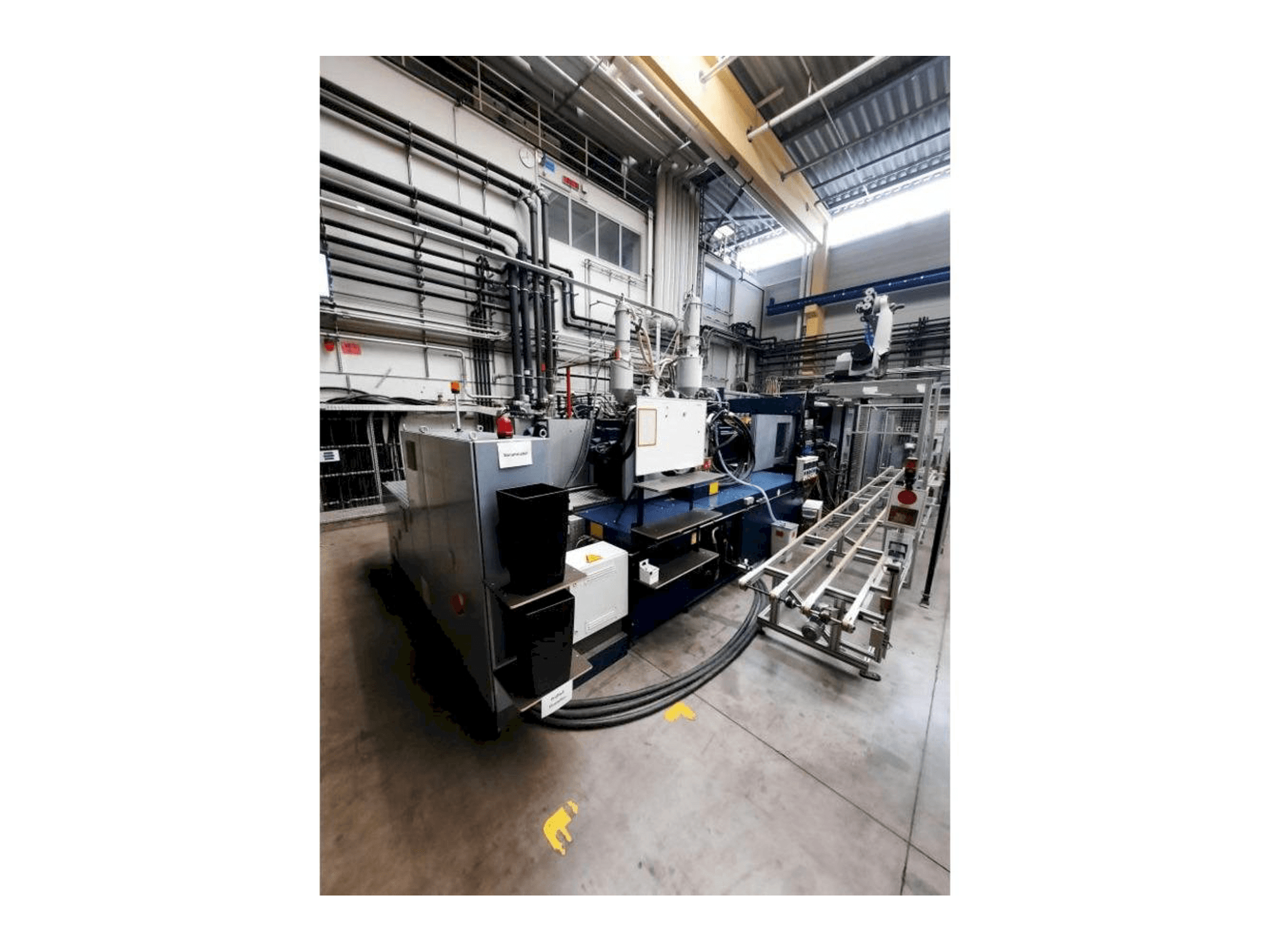 Vista Frontal da Battenfeld HM13000/9200/7700 máquina