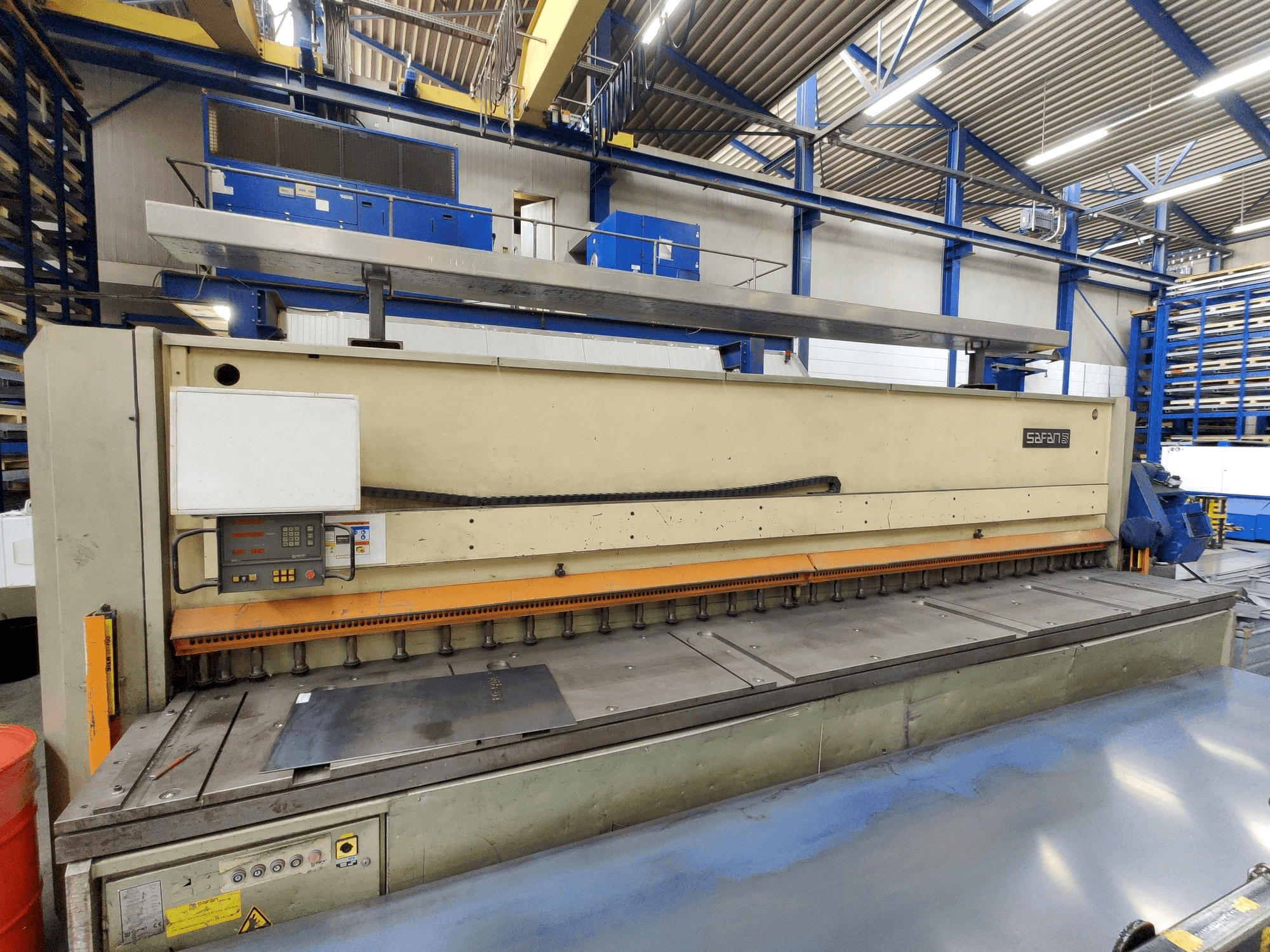 Vista Frontal da Safan HVR610-10 máquina