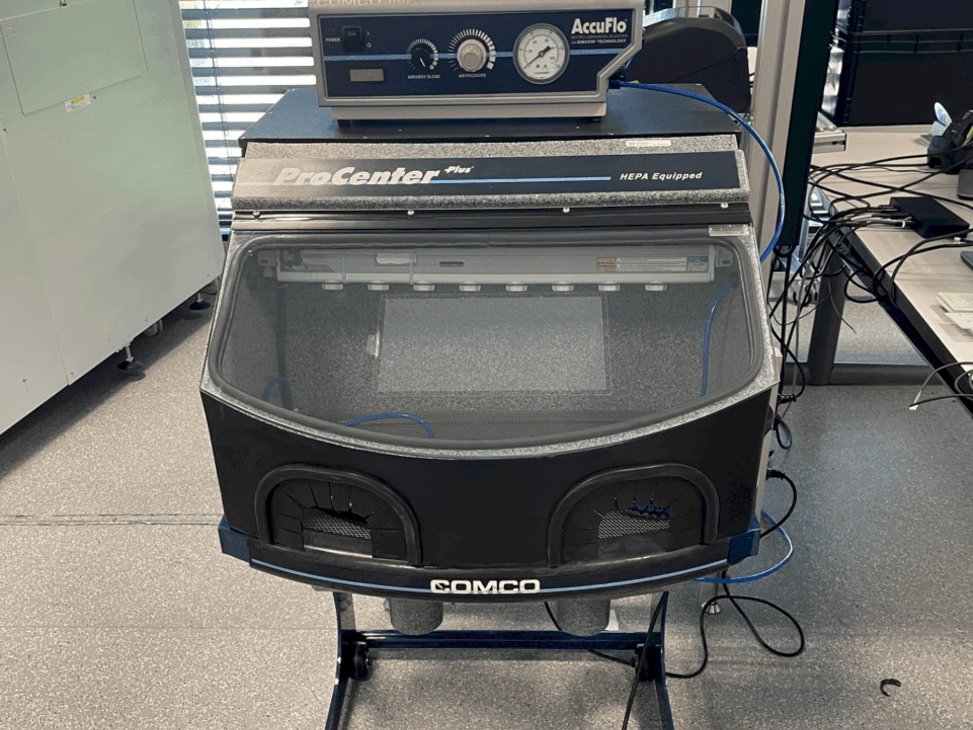 Vista Frontal da COMCO CTR201-2 máquina