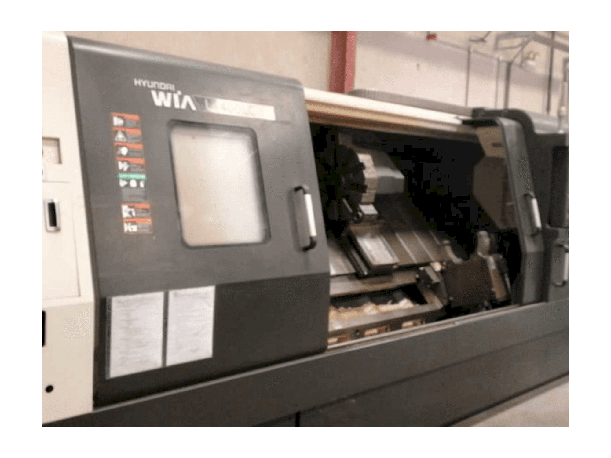 Vista Frontal da Hyundai Wia L400LC máquina