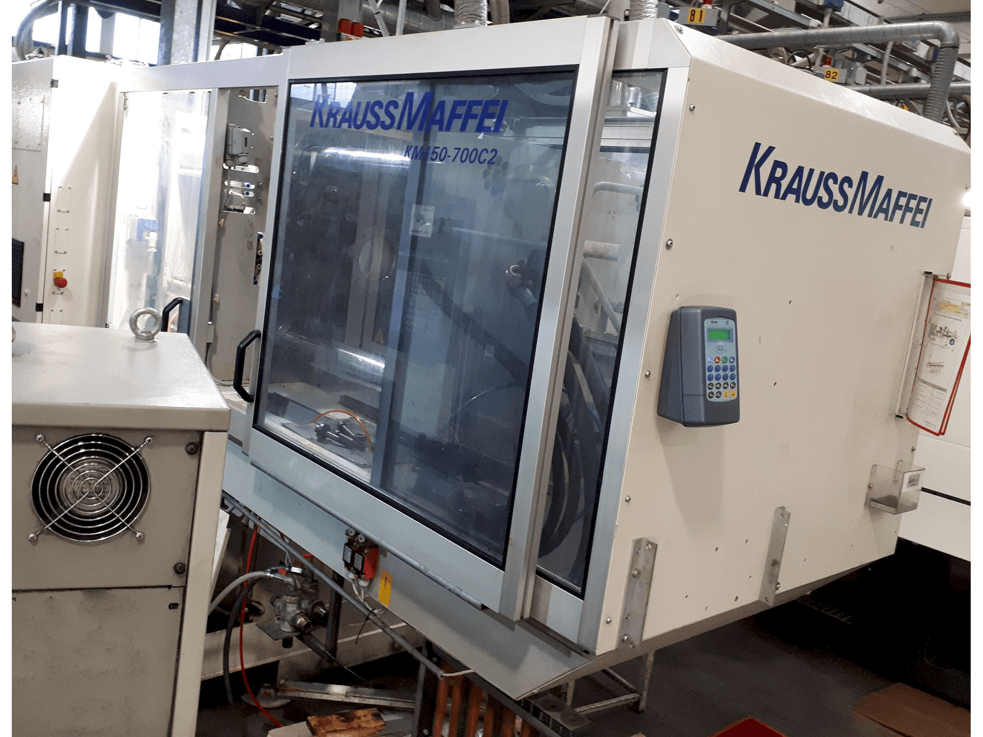 Vista Direita da Krauss Maffei C2 150-700 máquina