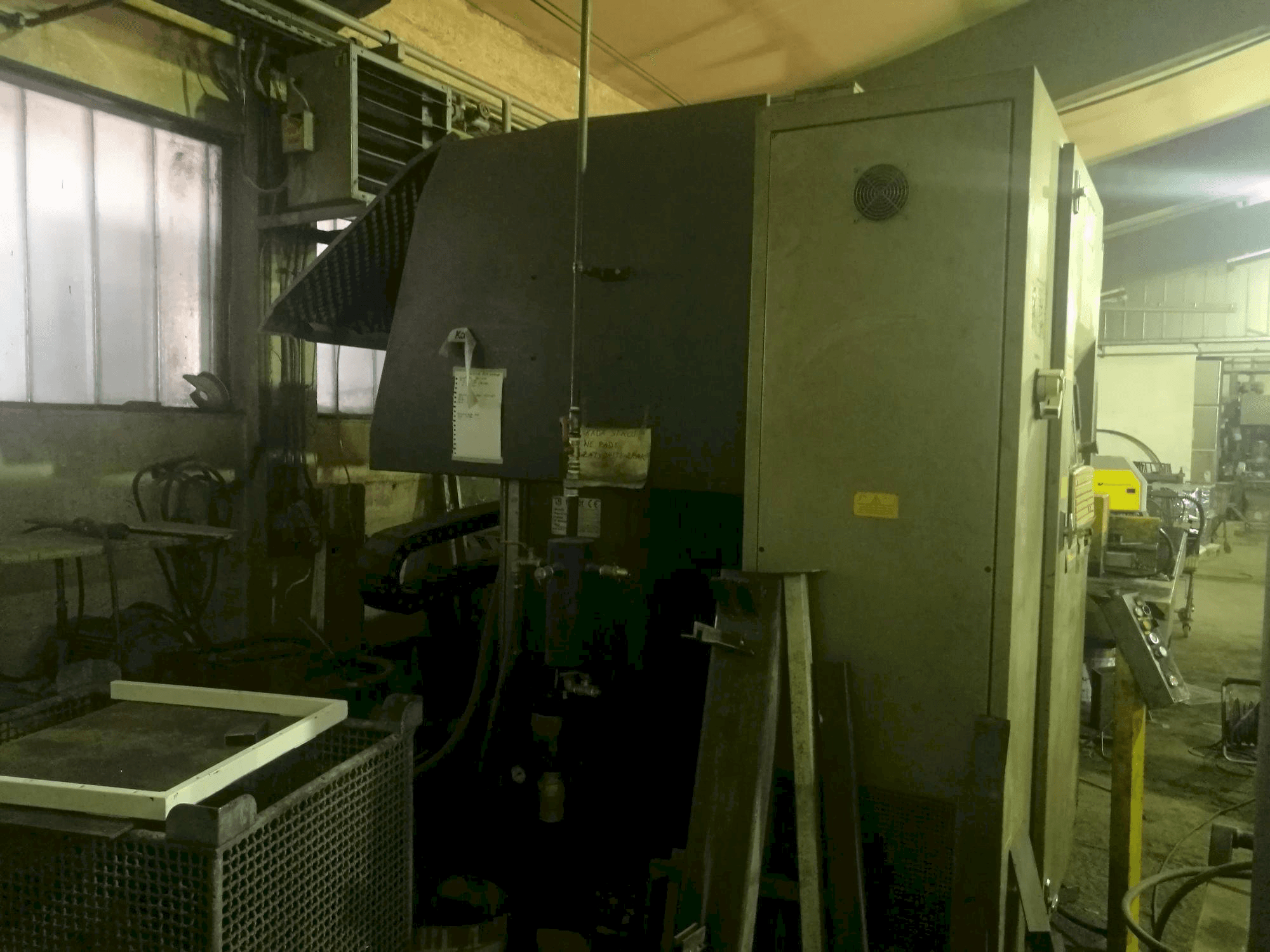 Vista Lateral Esquerda da Rainer 1000R máquina