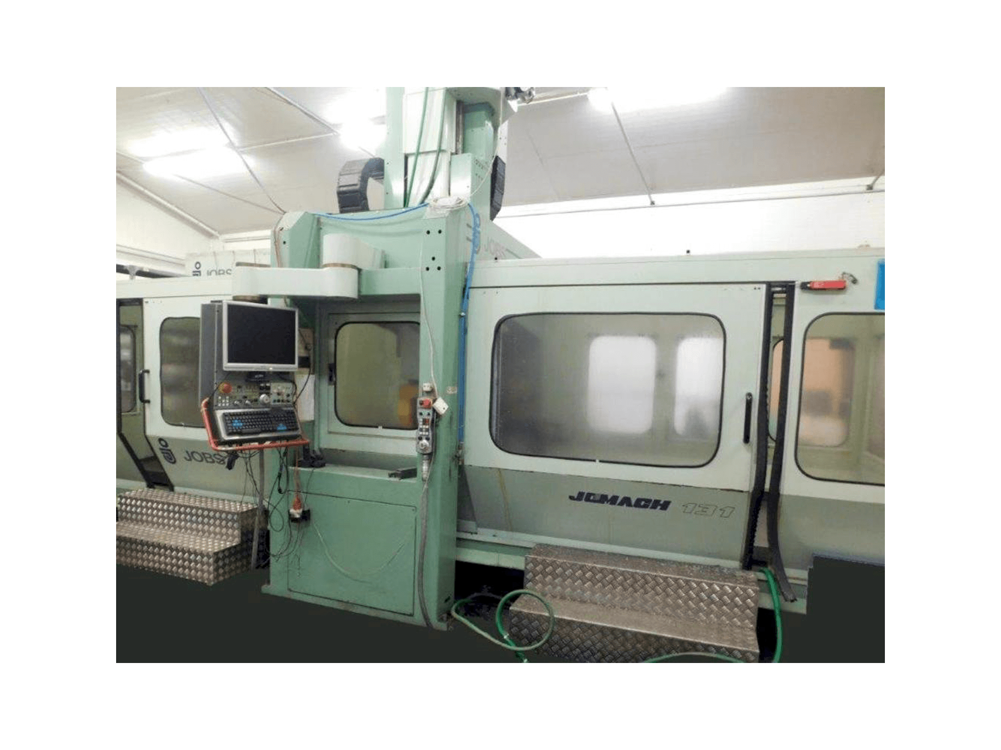 Vista Frontal da JOBS Jomach 131 máquina