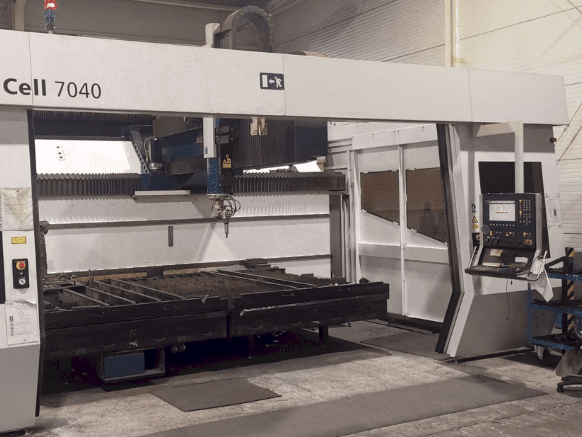 Vista Frontal da TRUMPF TruLaser Cell 7040 máquina