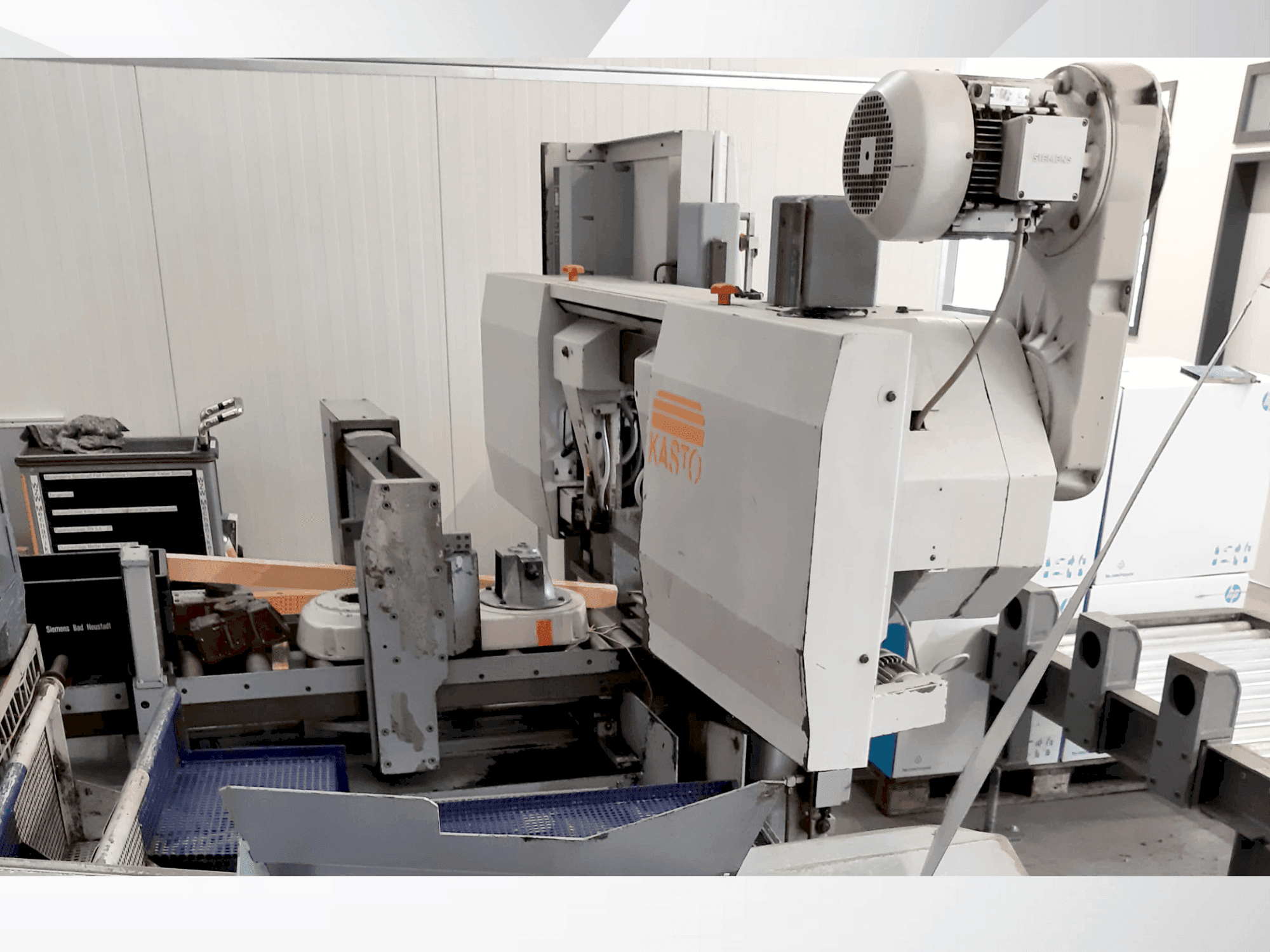 Vista Frontal da KASTO HBA 360 AU with Knoll 150 K-1 máquina