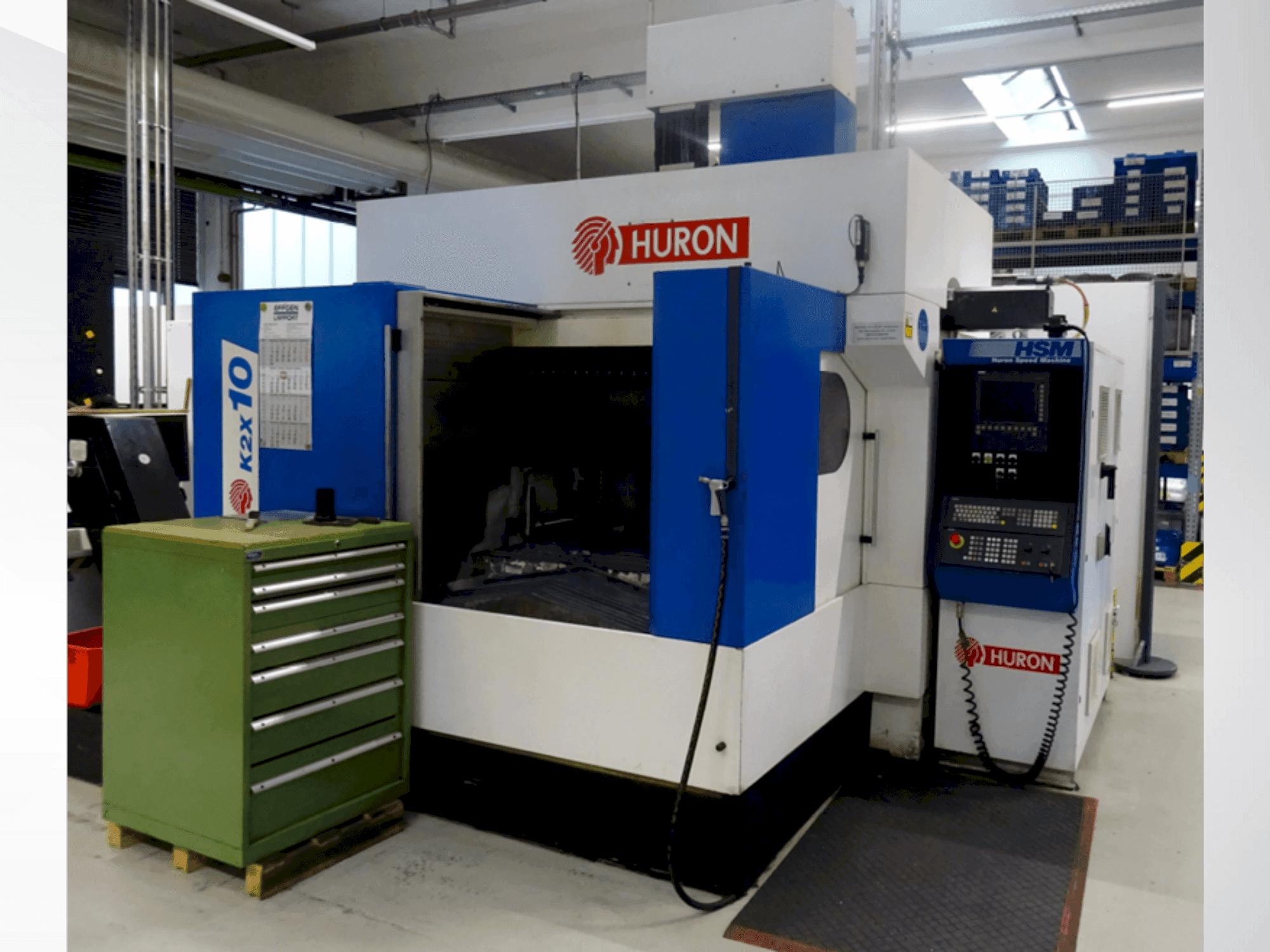 Vista Frontal da Huron K2X 10 máquina