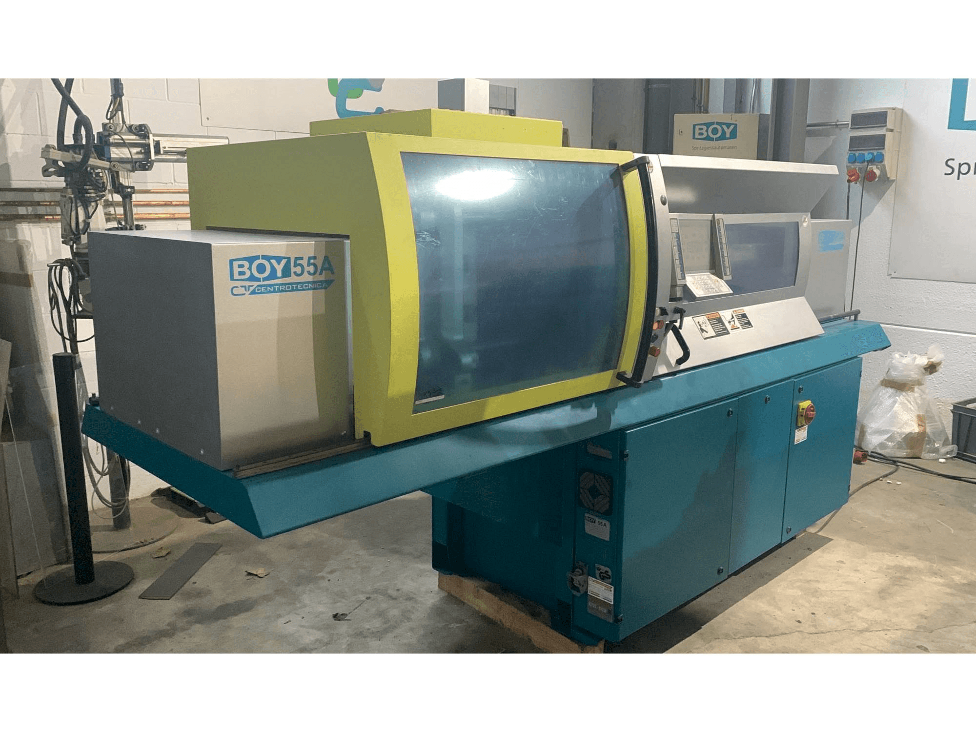 Vista Frontal da BOY 55A máquina