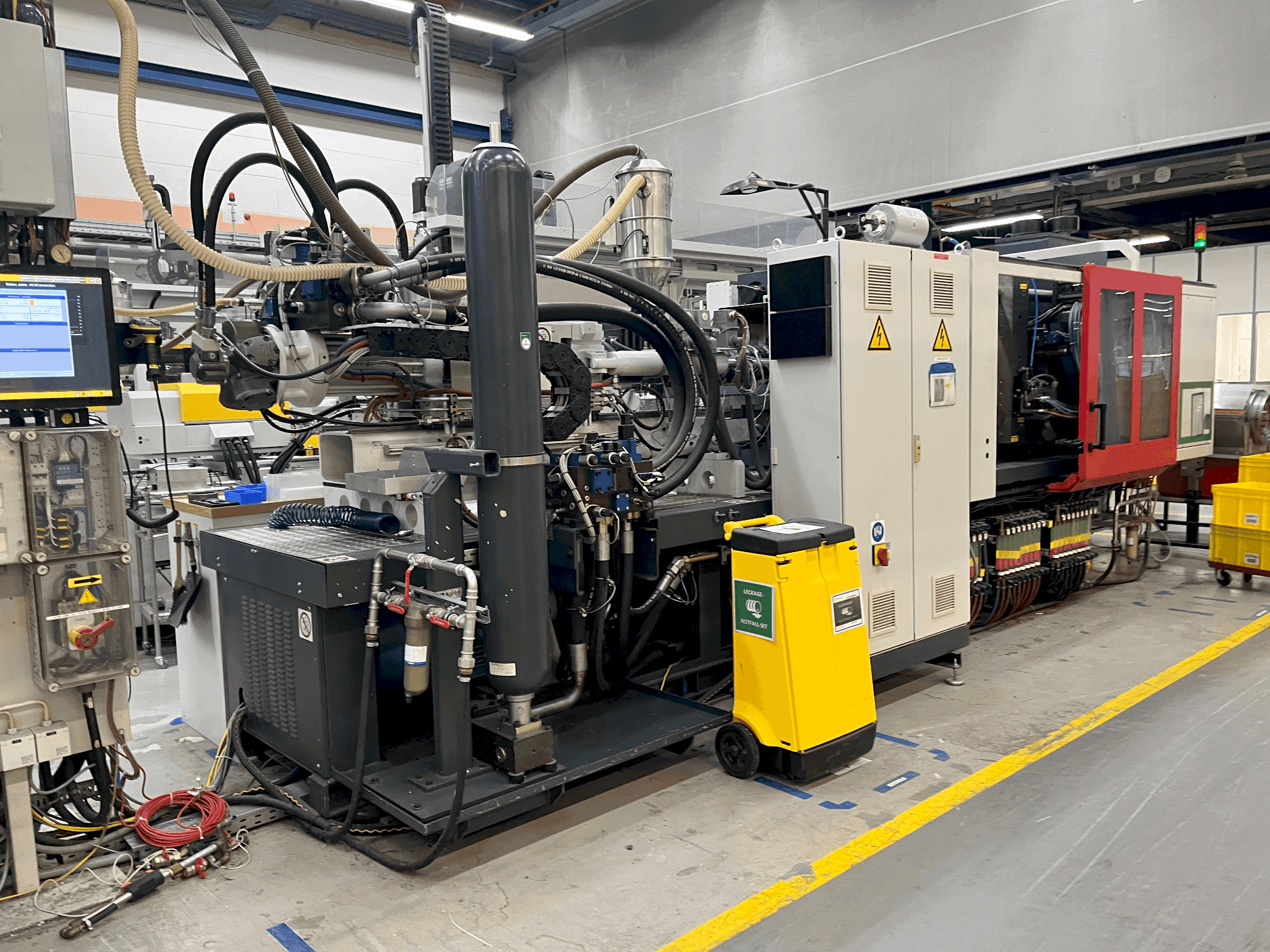 Vista Frontal da FERROMATIK K-TEC 200 S máquina