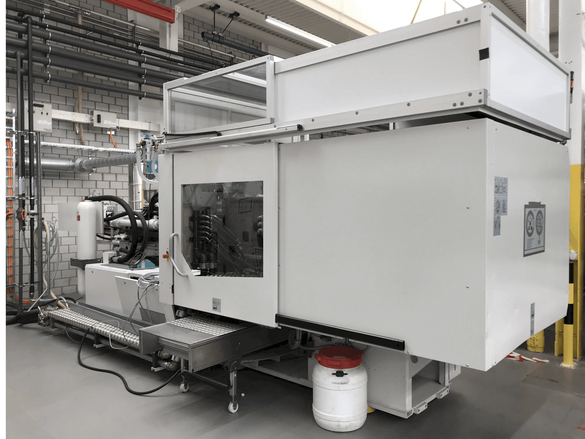 Vista Frontal da Sumitomo Demag EL-EXIS SP 200/560-675 máquina