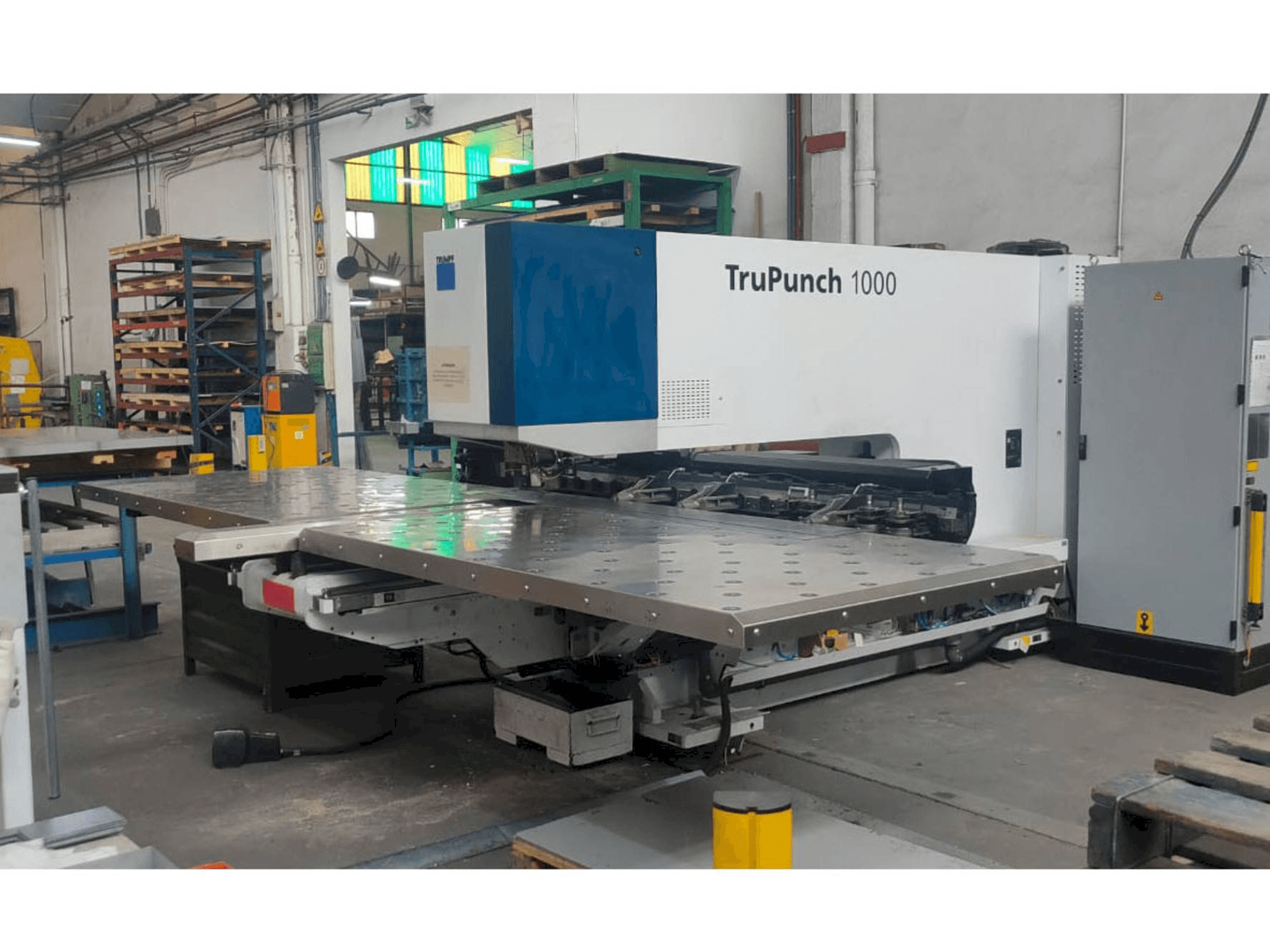 Vista Frontal da Trumpf TruPunch 1000 (S05) máquina