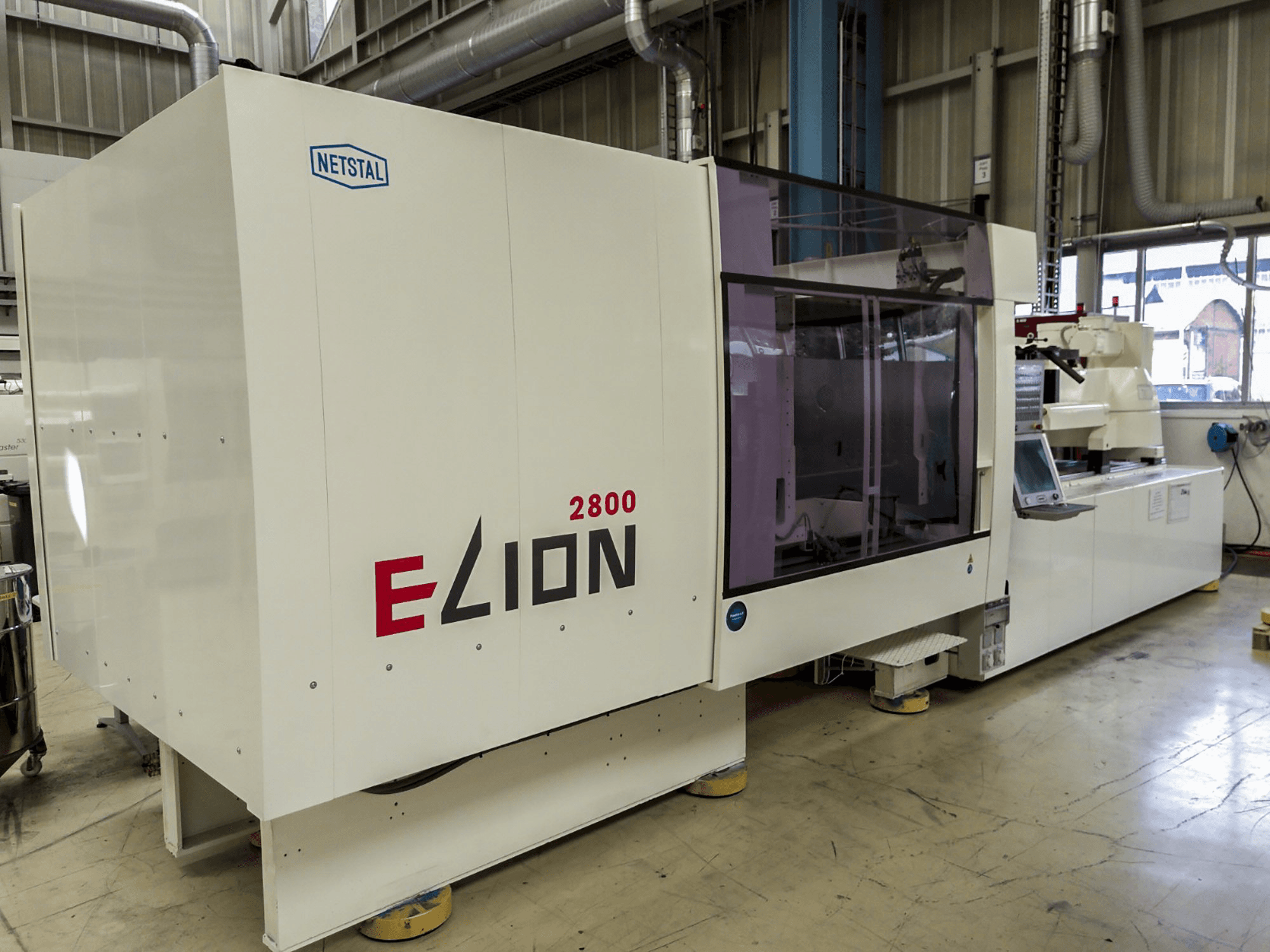 Vista Frontal da Netstal ELION 2800-870 máquina