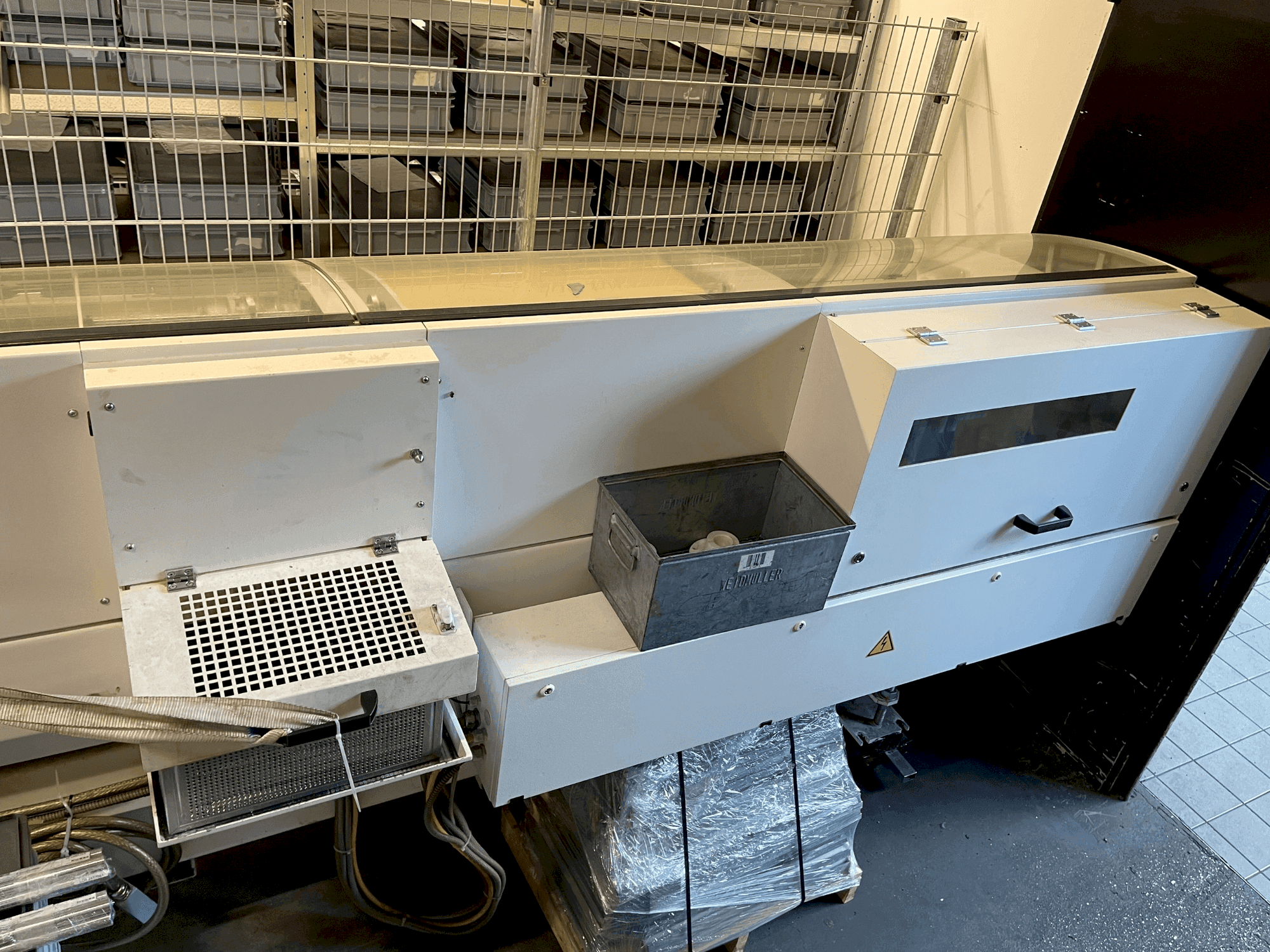 Vista Frontal da BREUNING PROFImat 80.8*270/8 máquina