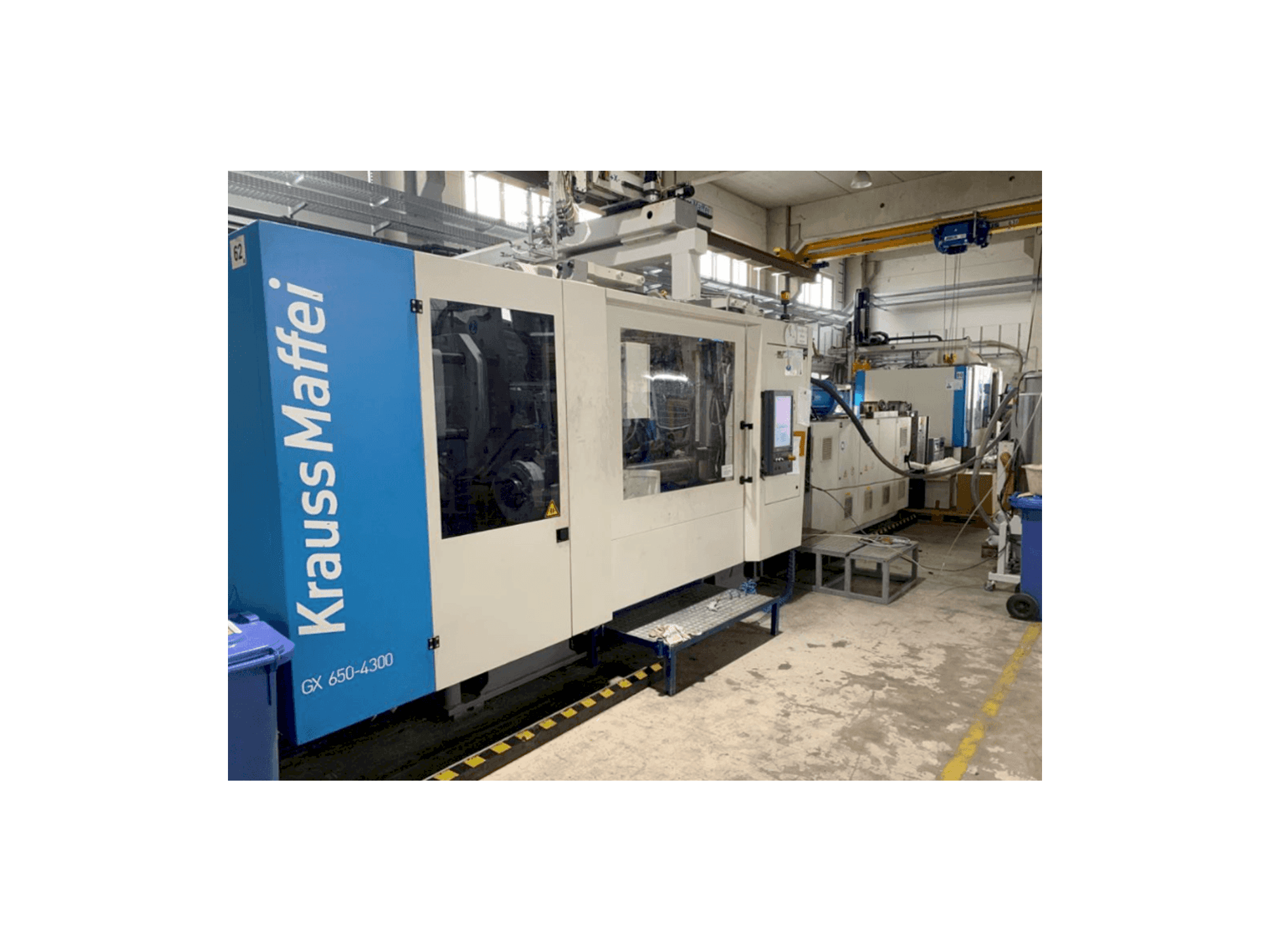 Vista Frontal da Krauss Maffei KM650-4300 GX máquina