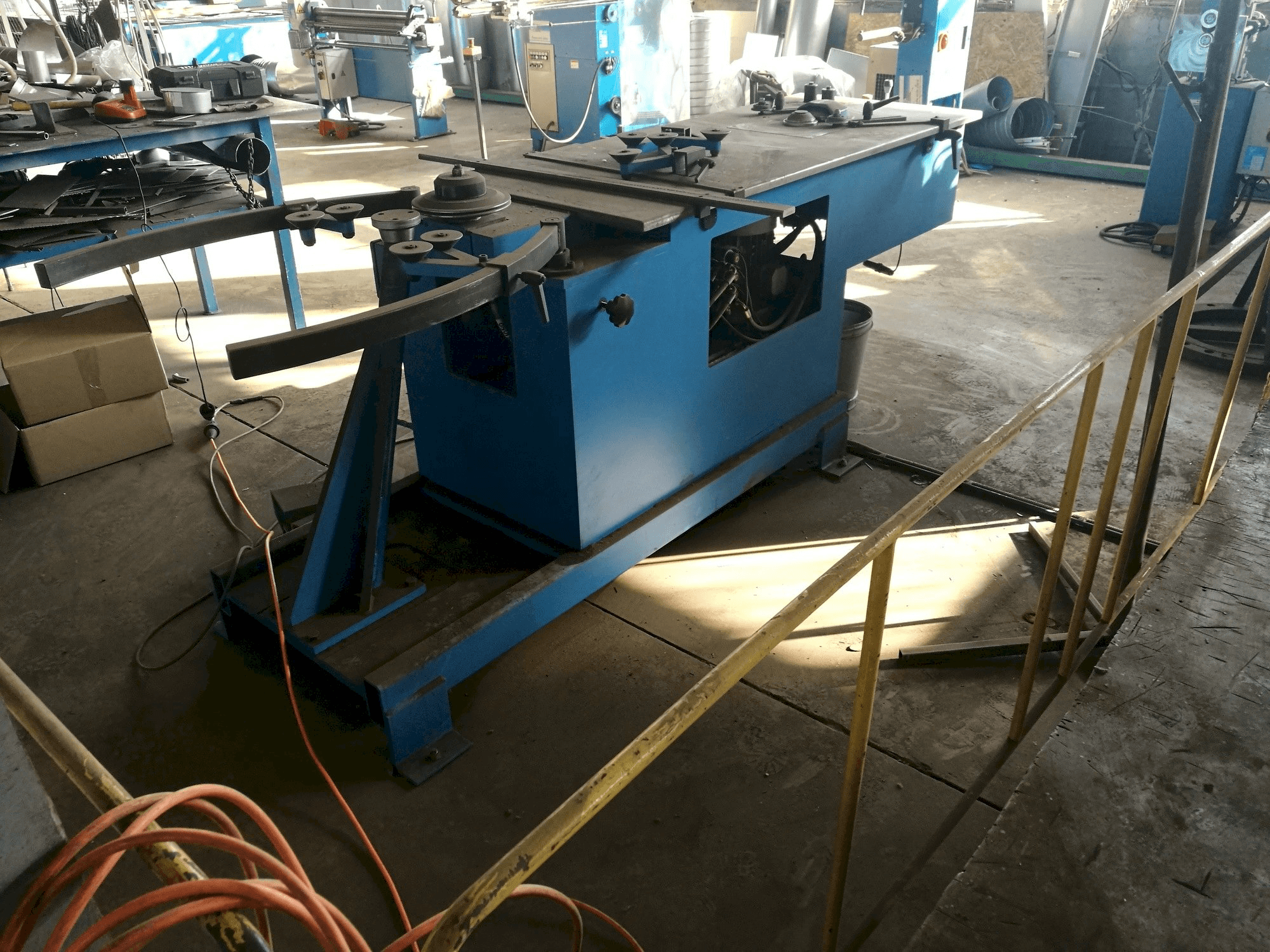 Vista Frontal da SPIRO GORELOCKER -1 máquina