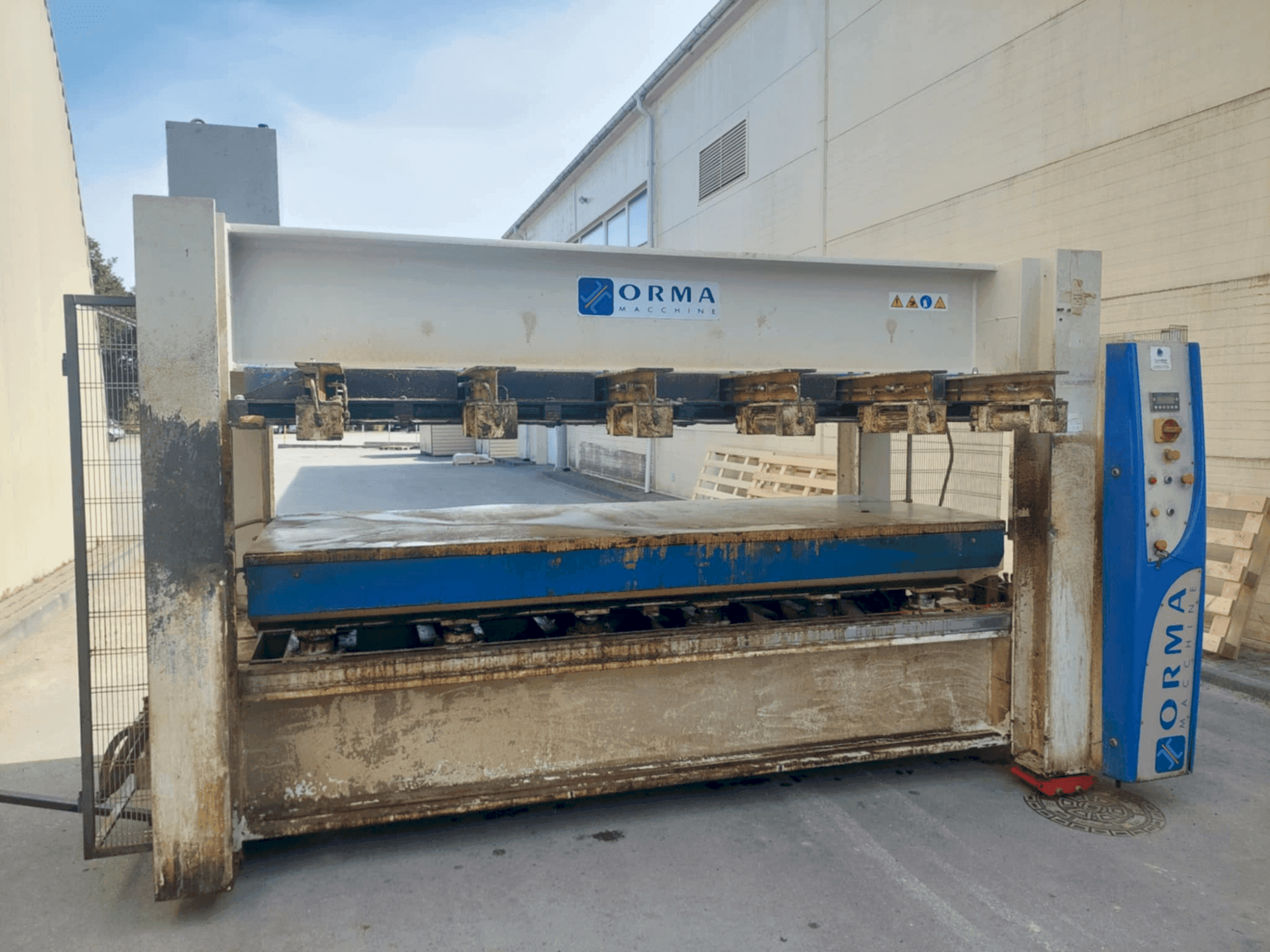 Vista Frontal da ORMA NPC/L DIGIT30/13AF-BO máquina