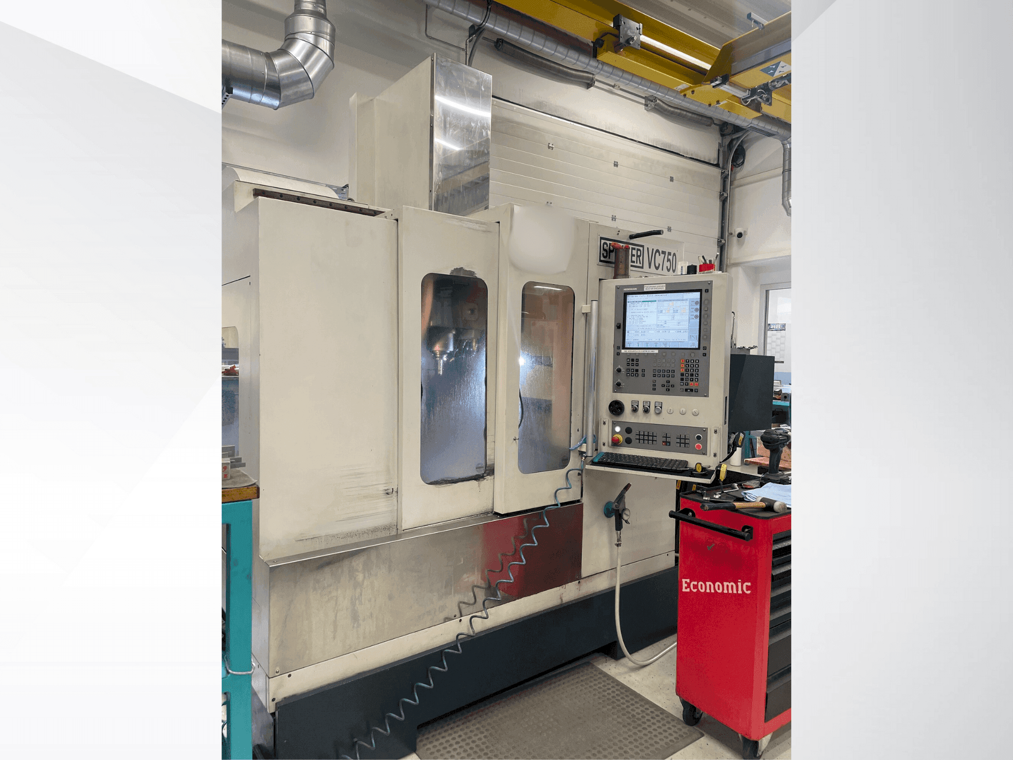 Vista Frontal da SPINNER VC 750 máquina