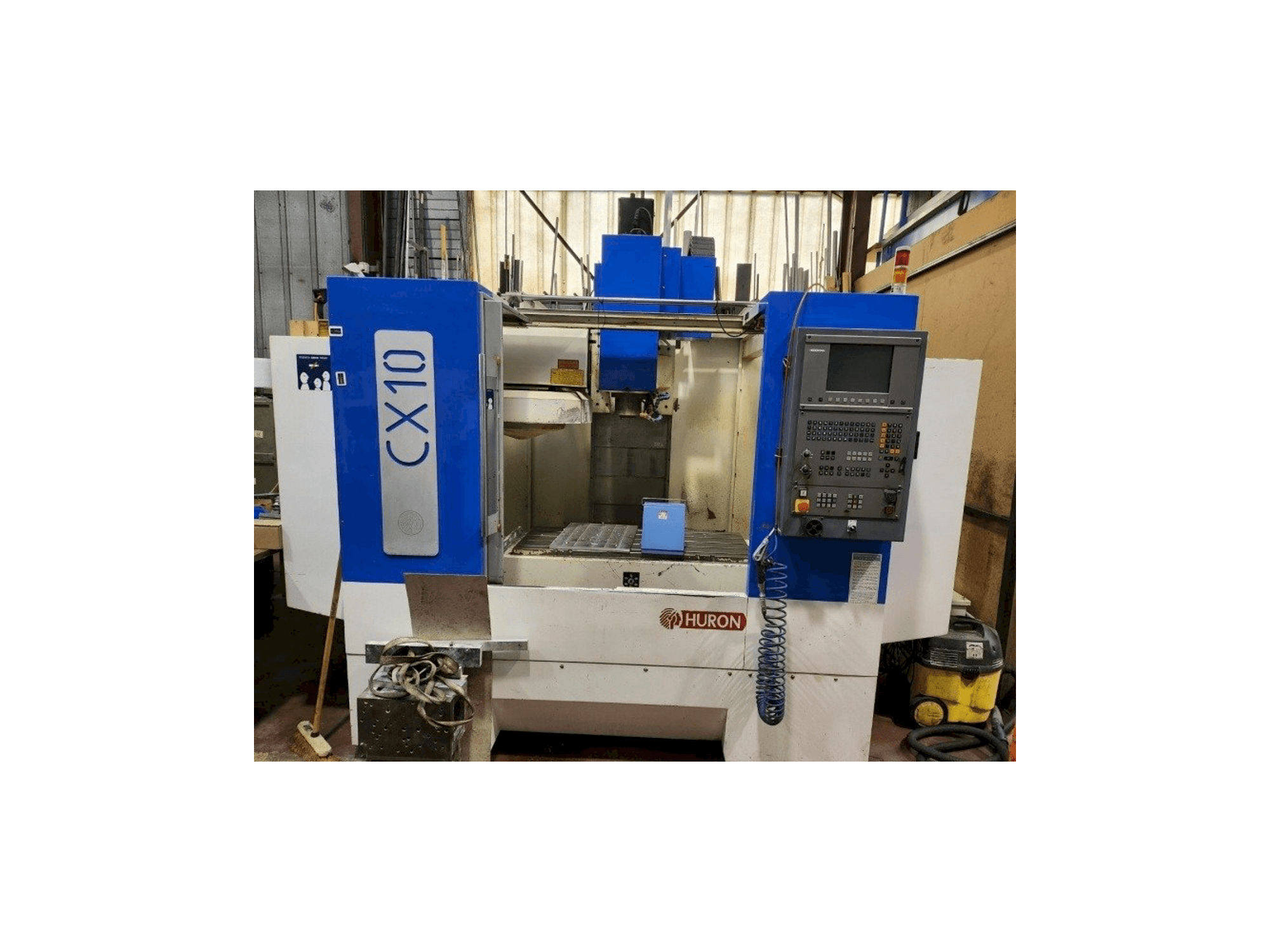 Vista Frontal da Huron CX10 máquina