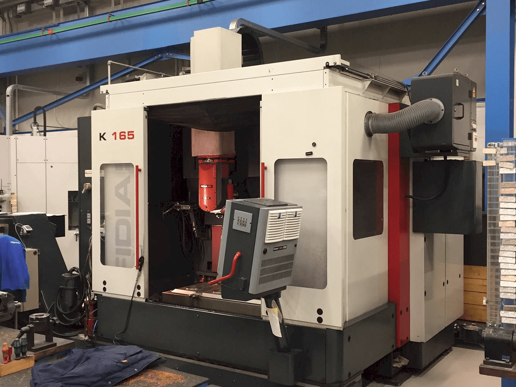 Vista Frontal da Fidia K165 BSH máquina