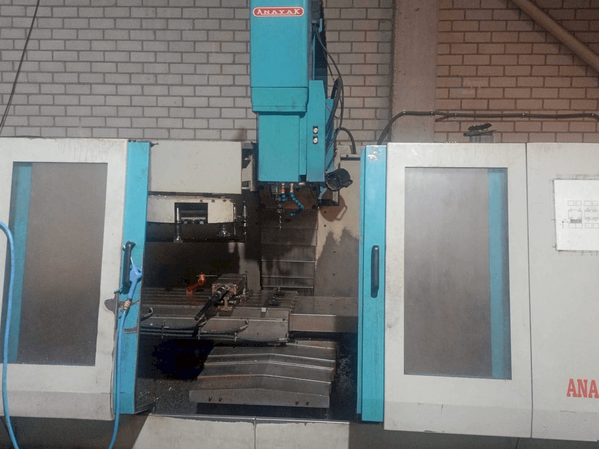 Vista Frontal da ANAYAK Anakmatic 11 máquina