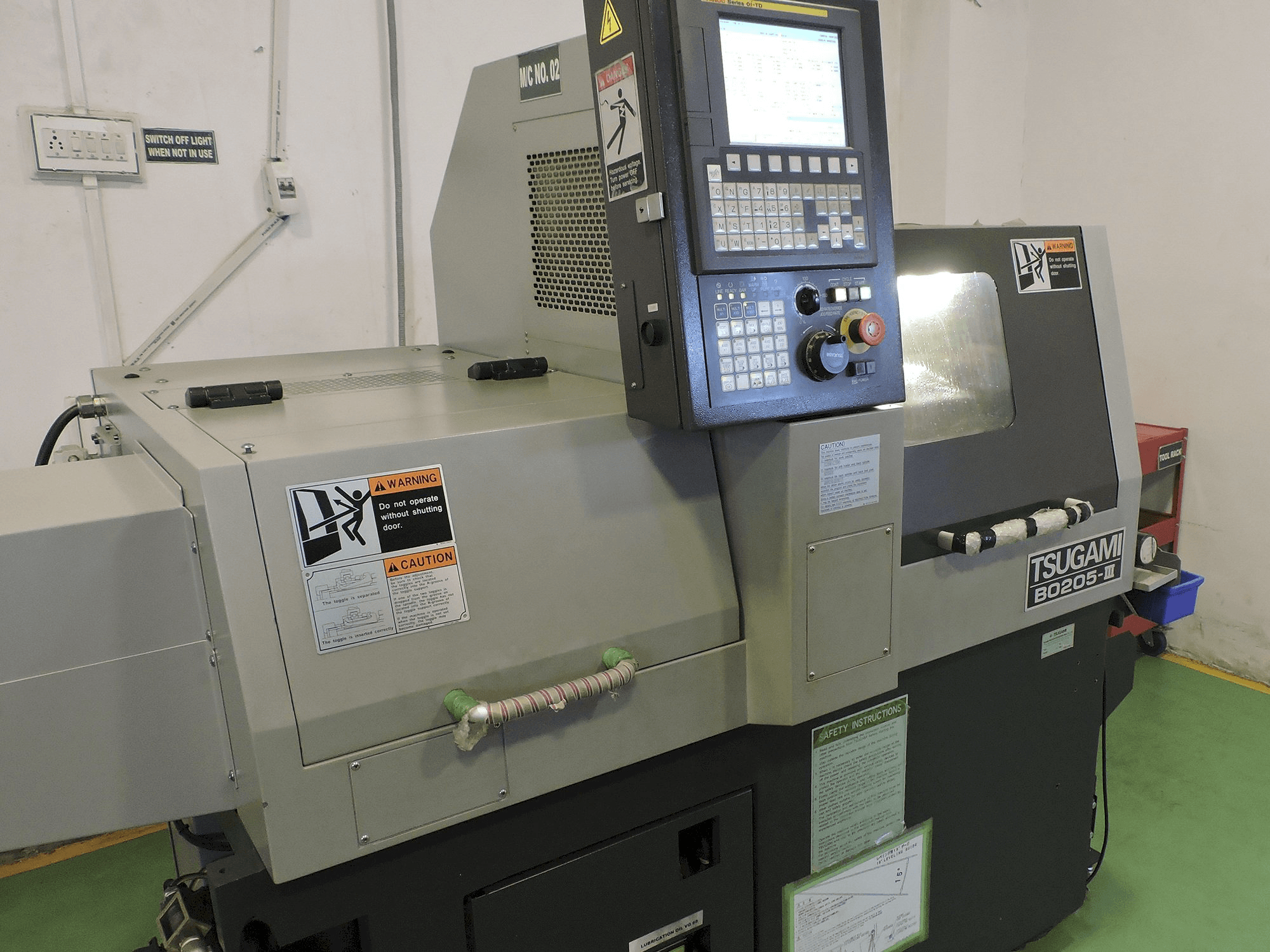 Left view of TSUGAMI B0205-III Machine