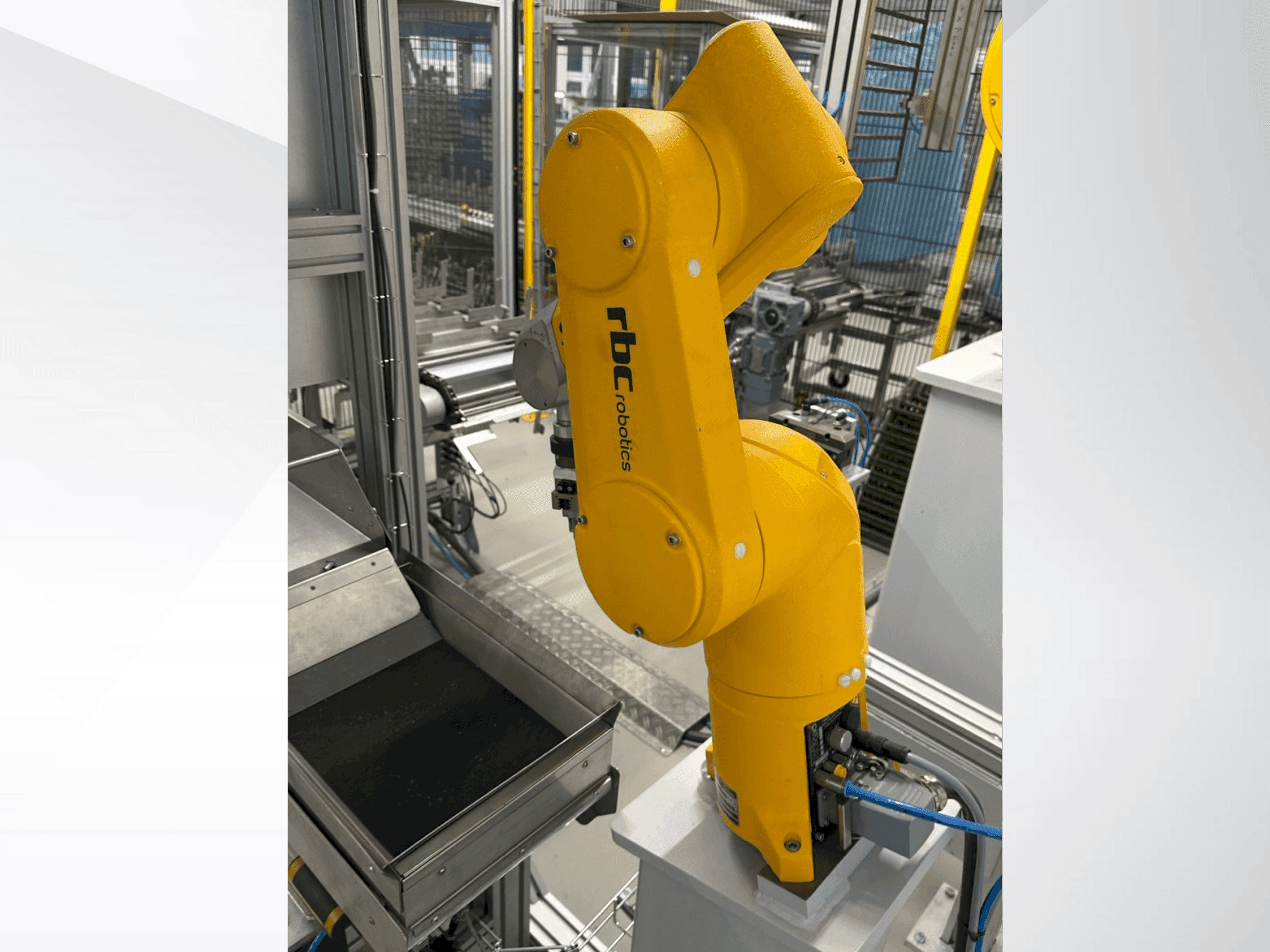 Vista Frontal da STAUBLI TX60 máquina